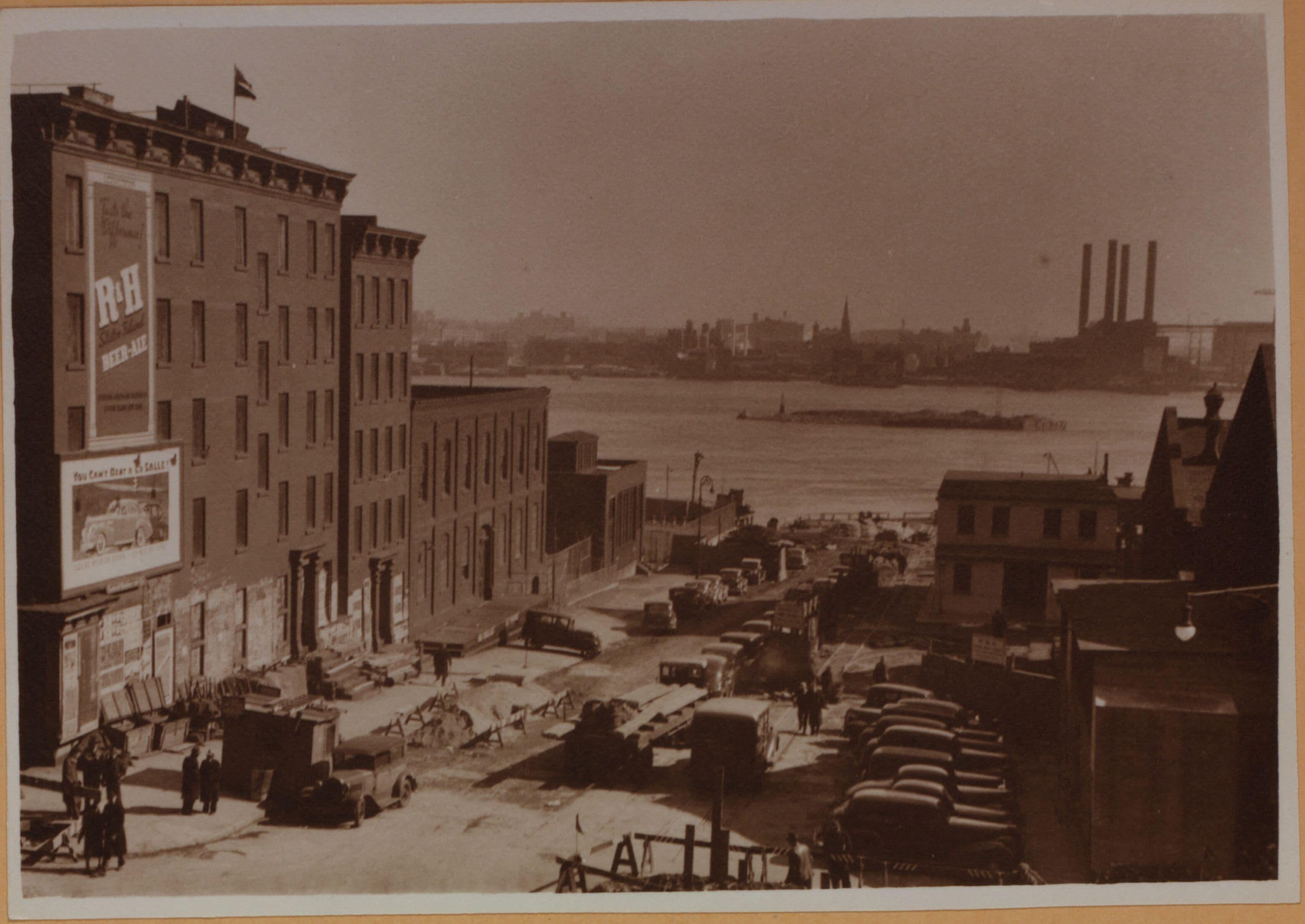 Manhattan: 42nd Street (East) - 1st Avenue