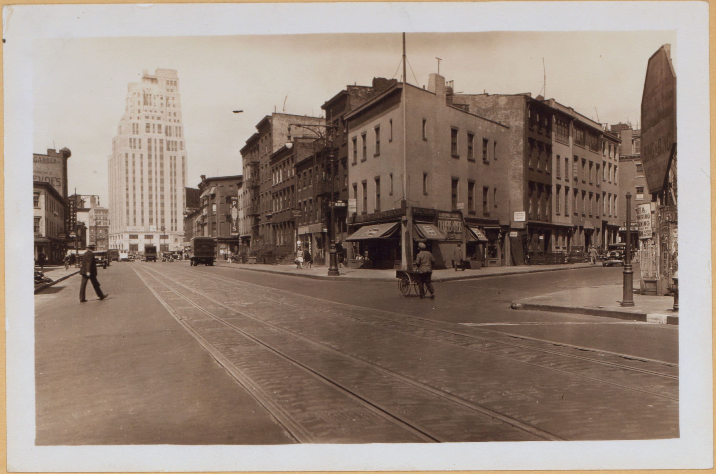 Manhattan: 8th Avenue - 12th Street (West), 1933