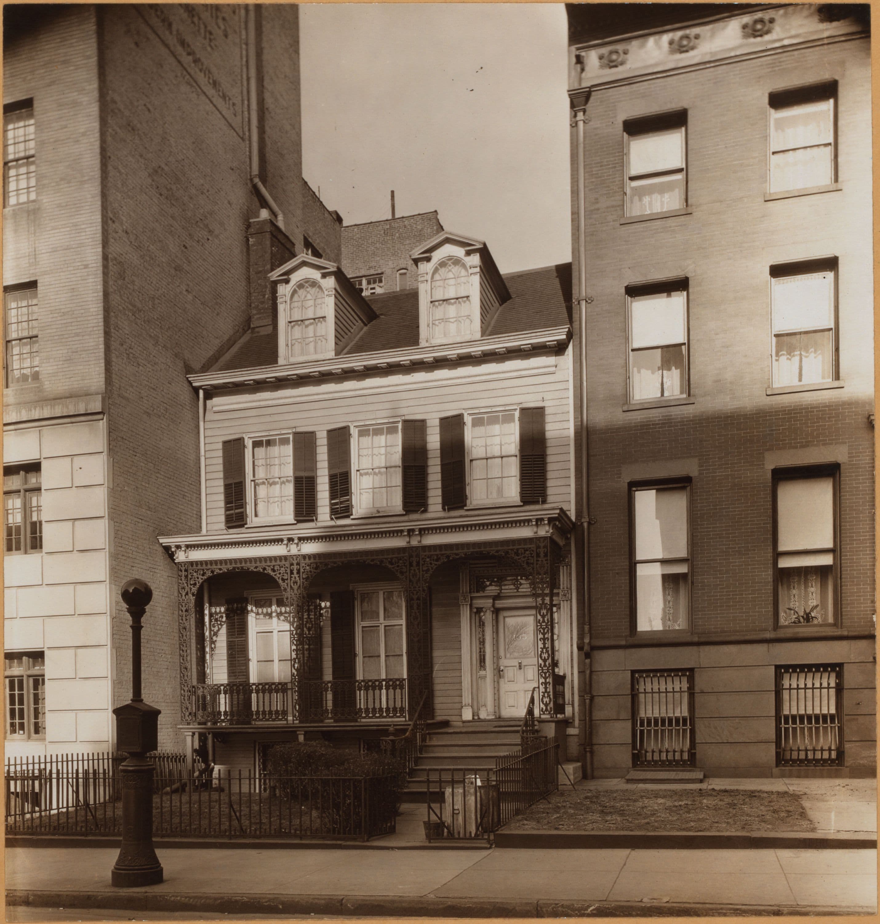 Brooklyn: Joralemon Street - Henry Street