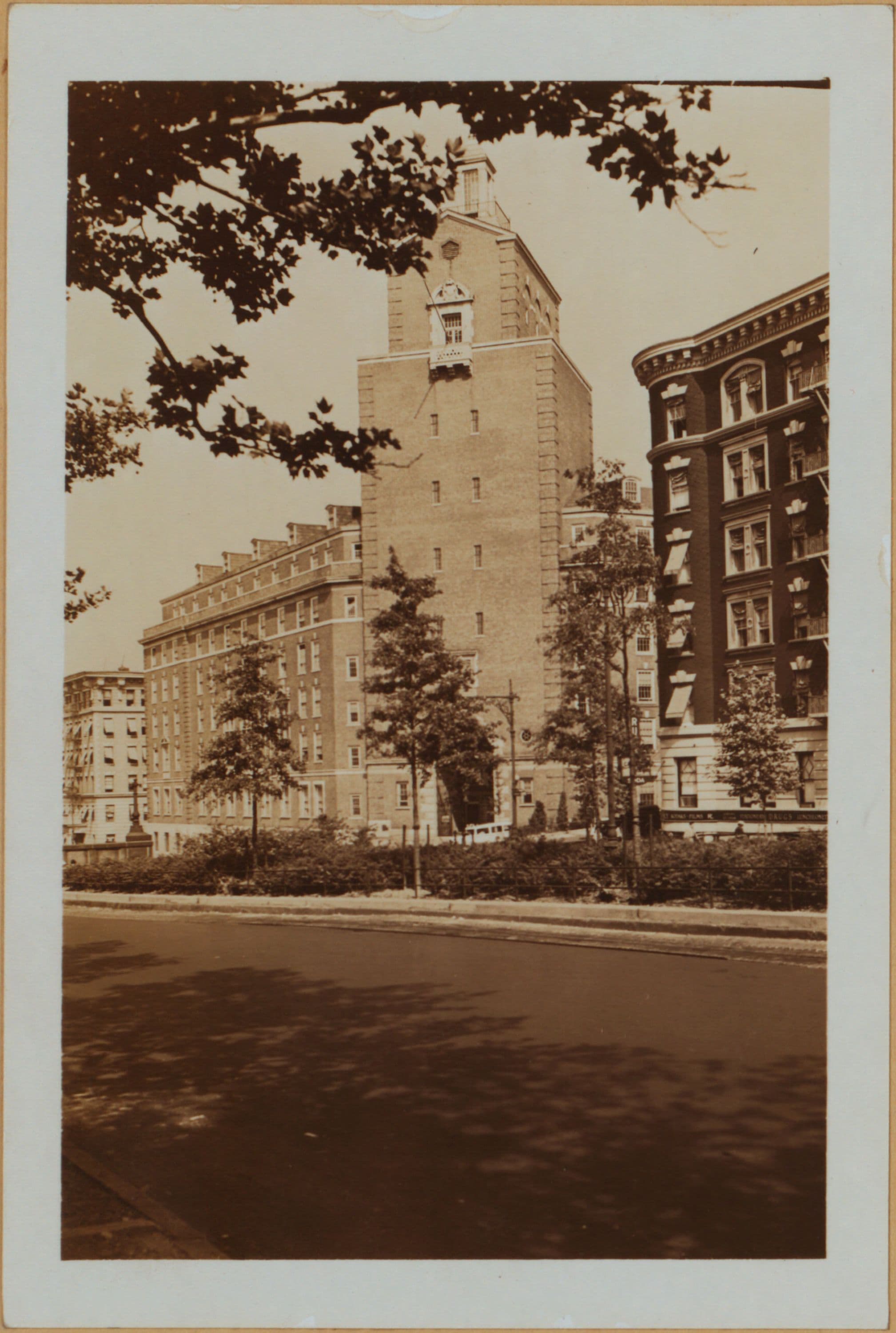 Manhattan: Broadway - 122nd Street