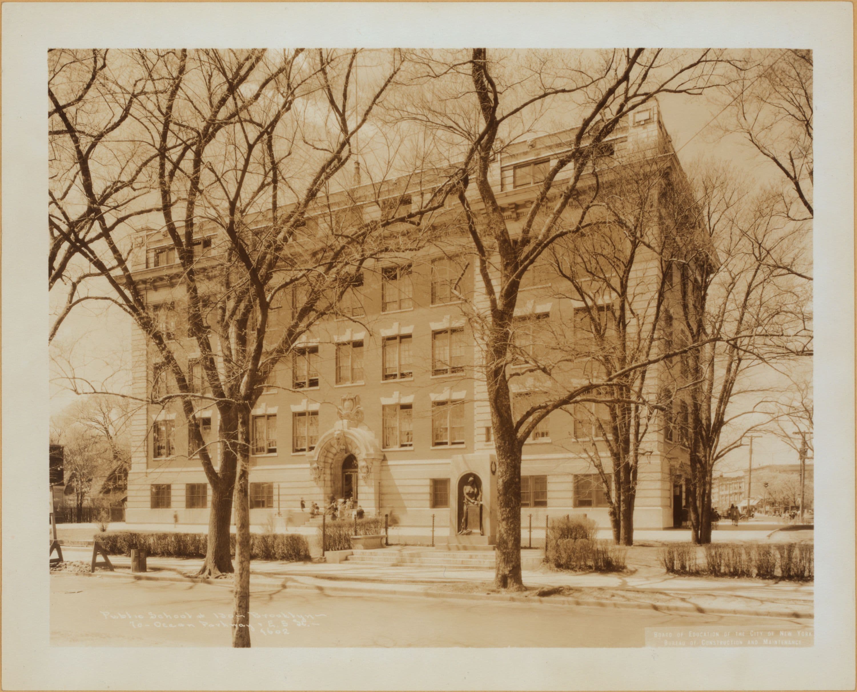 Brooklyn: Ocean Parkway - Fort Hamilton Parkway