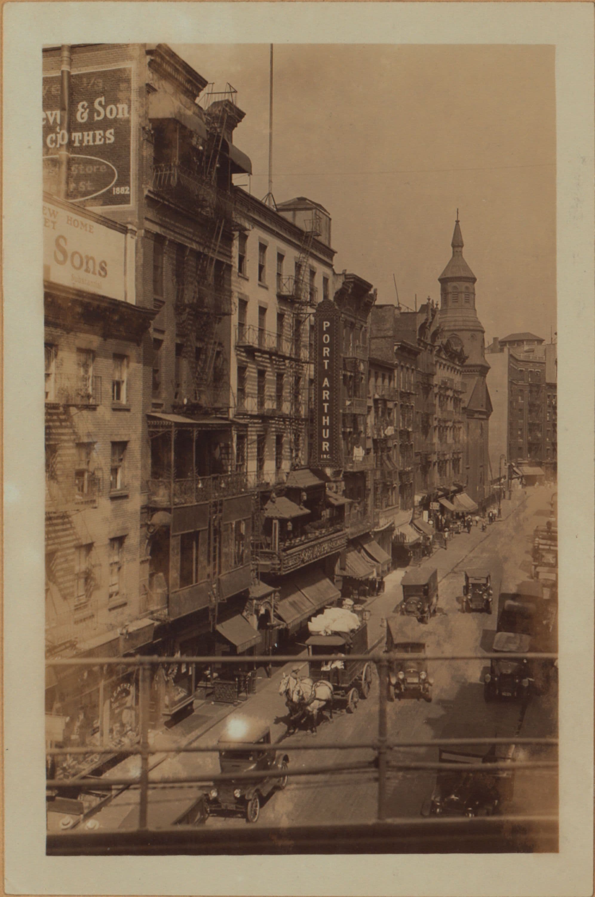 Manhattan: Mott Street - Bayard Street