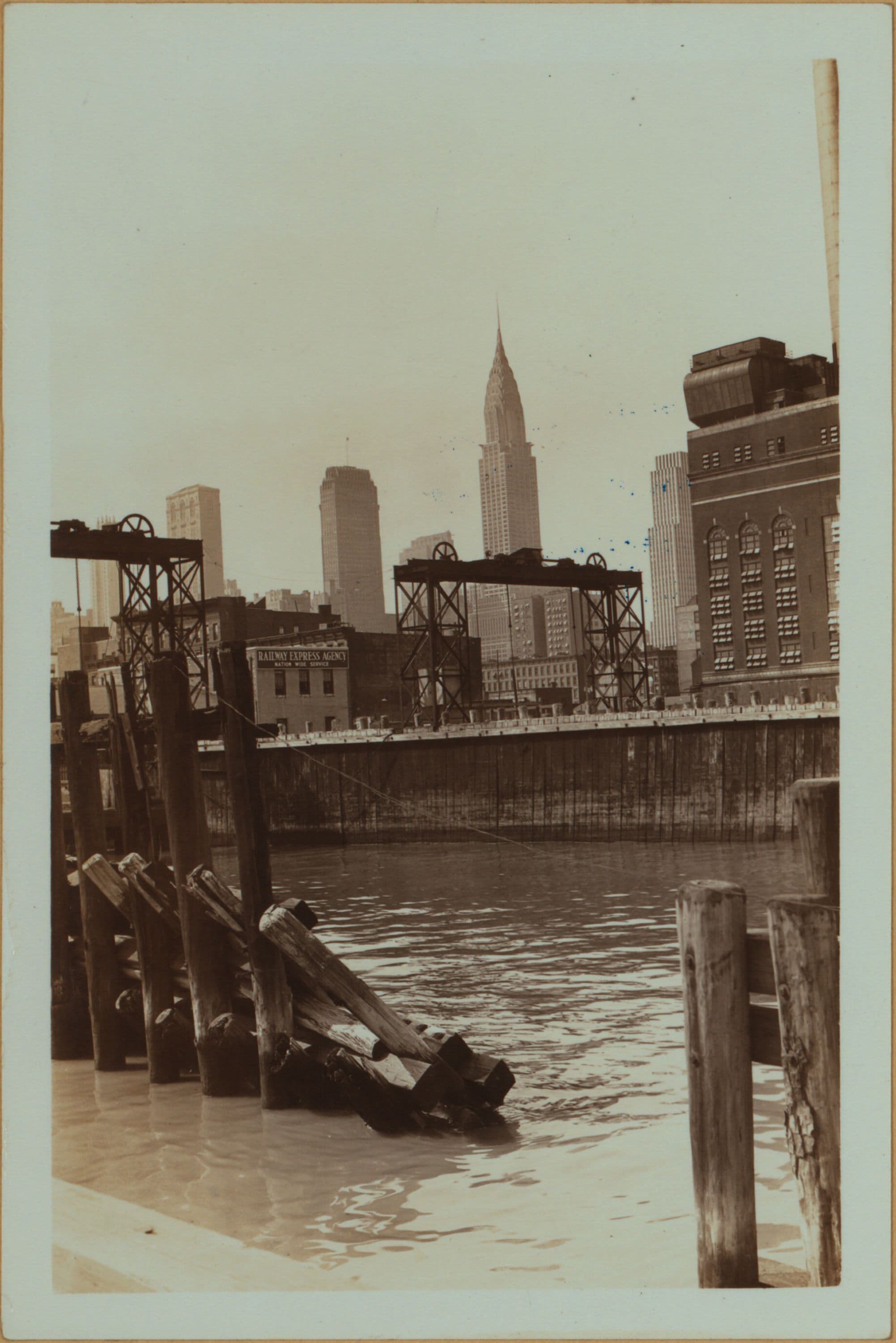 East River - Piers.