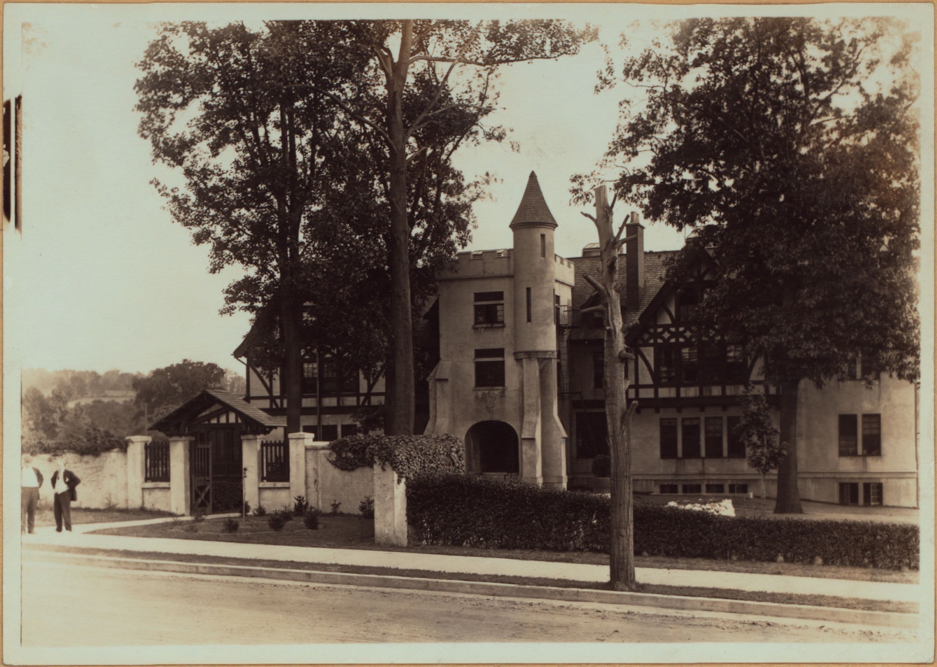 Richmond: Clove Road - Martling Avenue