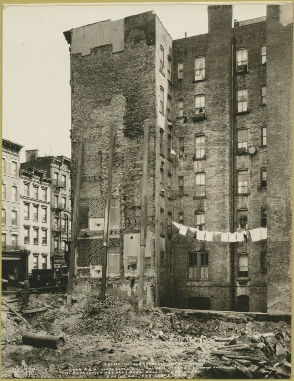 Market Street - Henry Street, southwest corner