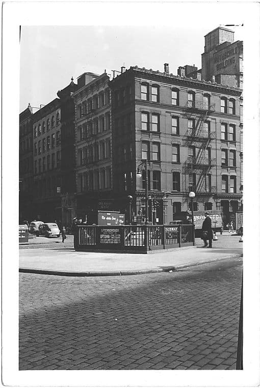 at West Broadway and Franklin Street, to Southeast, Manhattan, 1939-05-19