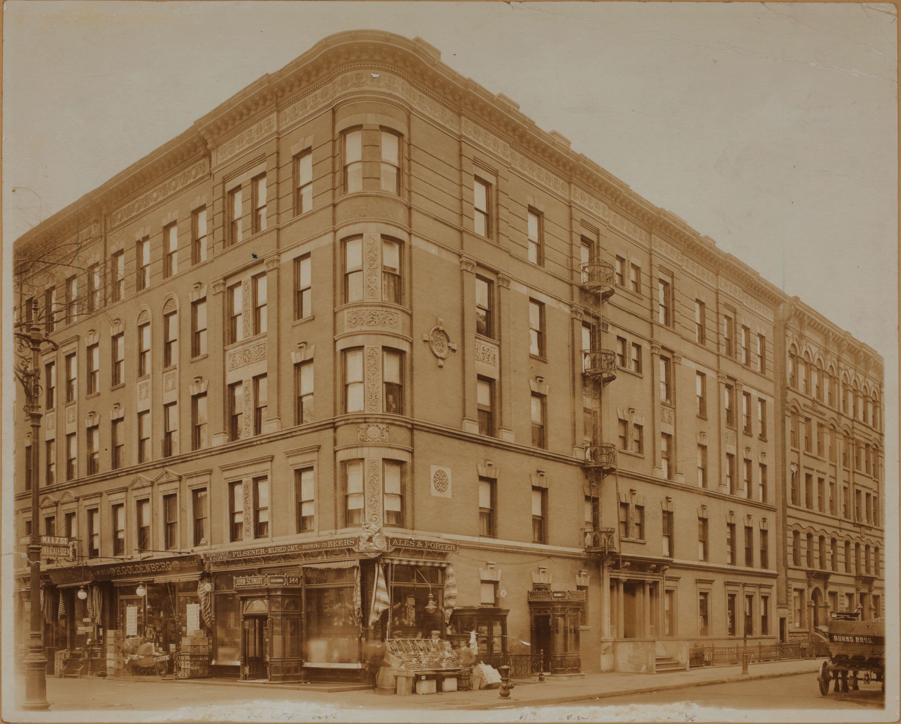 Manhattan: 117th Street - Lenox Avenue, 1915