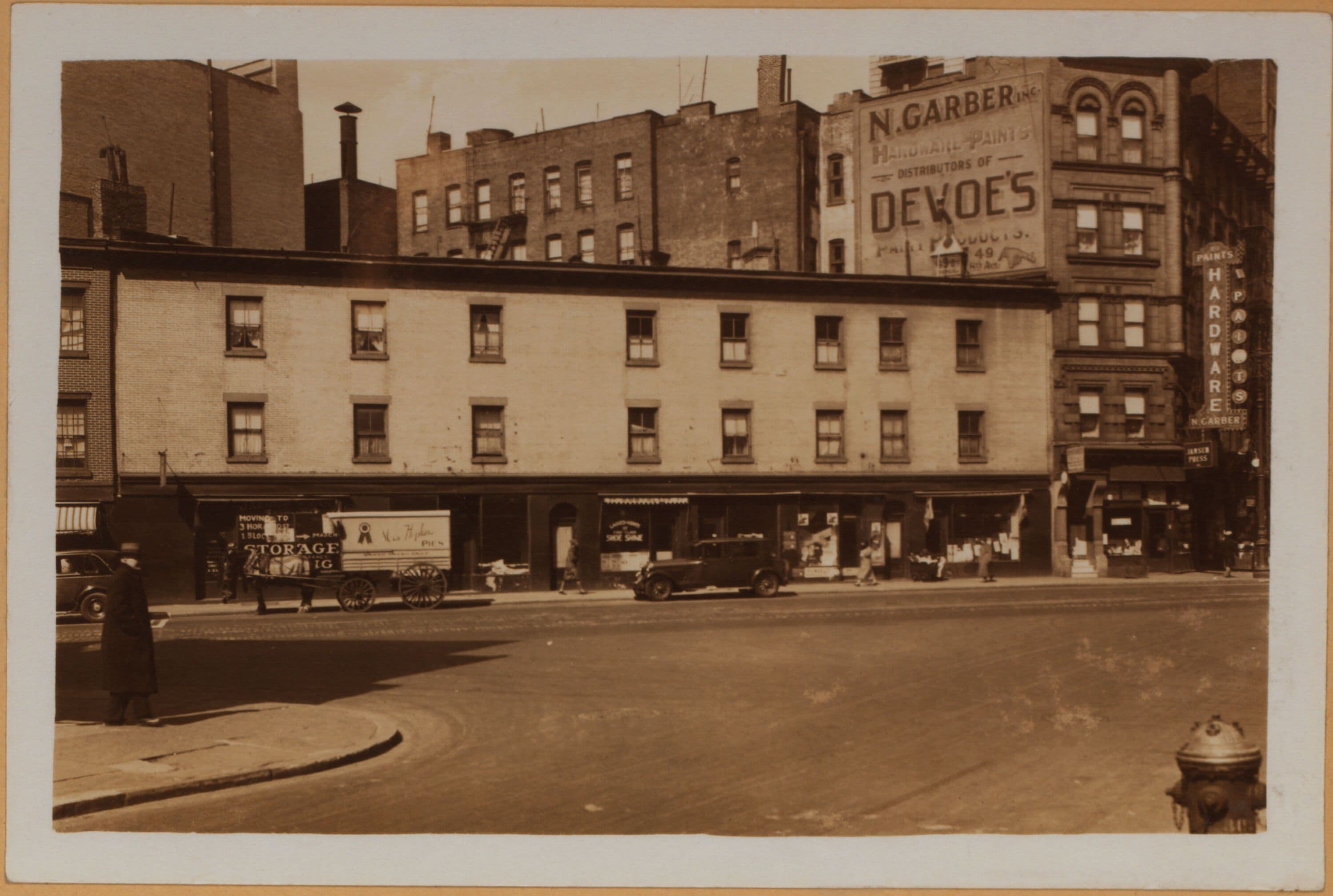 Manhattan: 8th Avenue - 12th Street