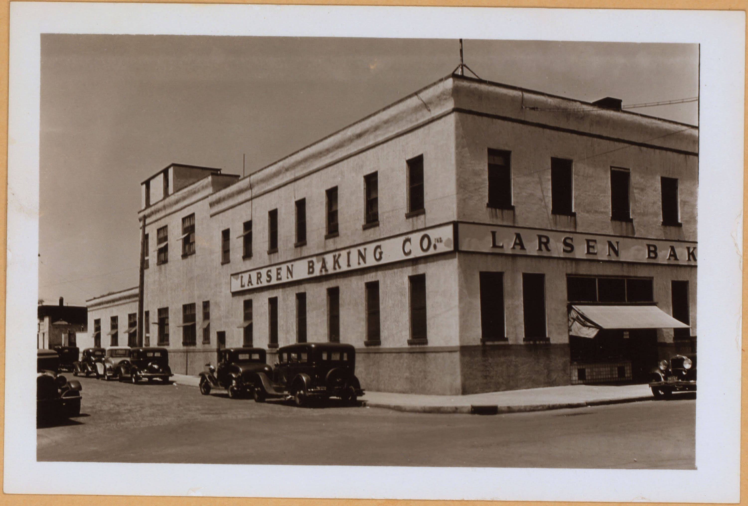 Brooklyn: Henry Street - Mill Street, 1938