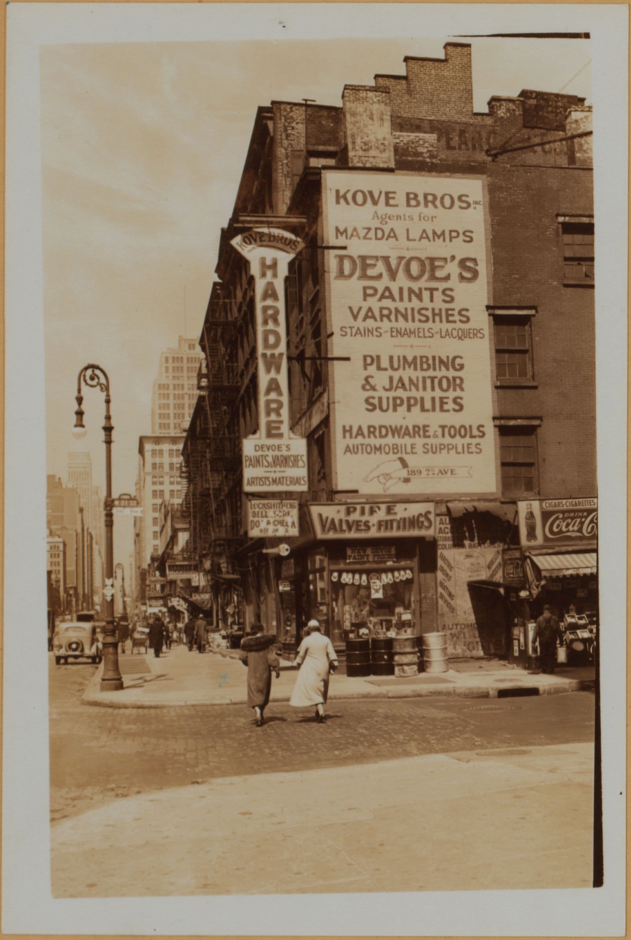 Manhattan: 7th Avenue - 21st Street, 1934