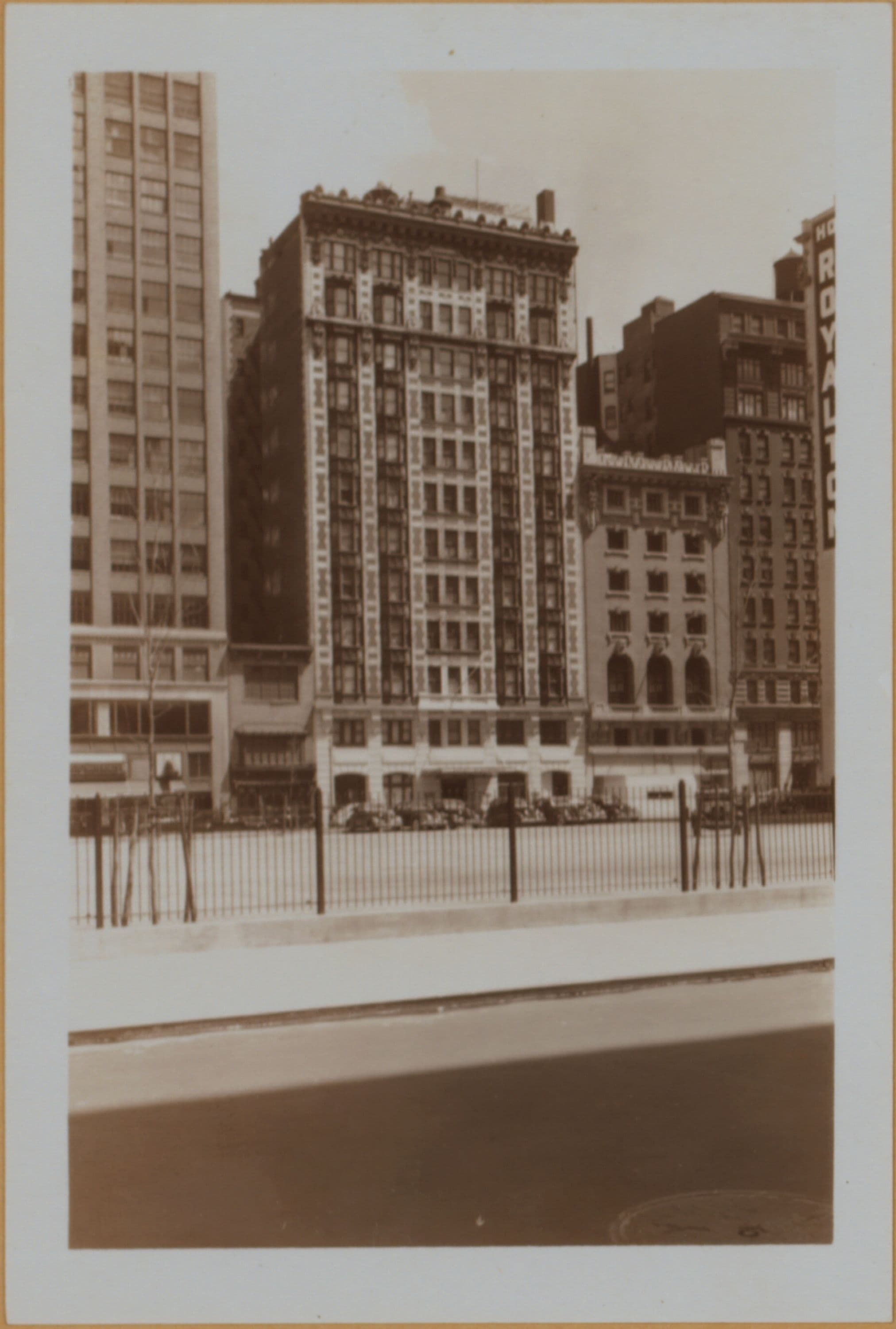 Manhattan: 44th Street (West) - 6th Avenue