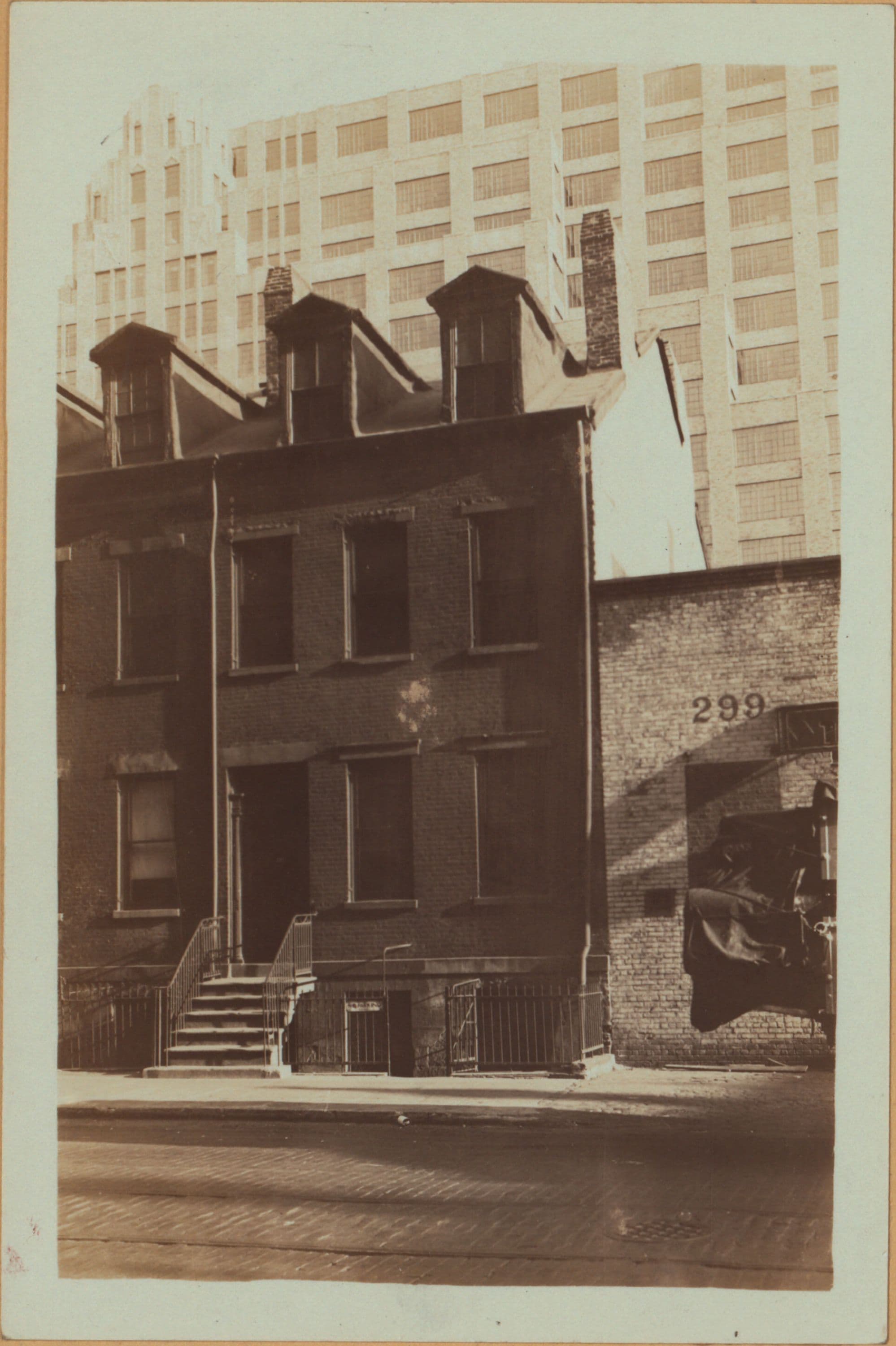 Manhattan: Houston Street (West - Hudson Street