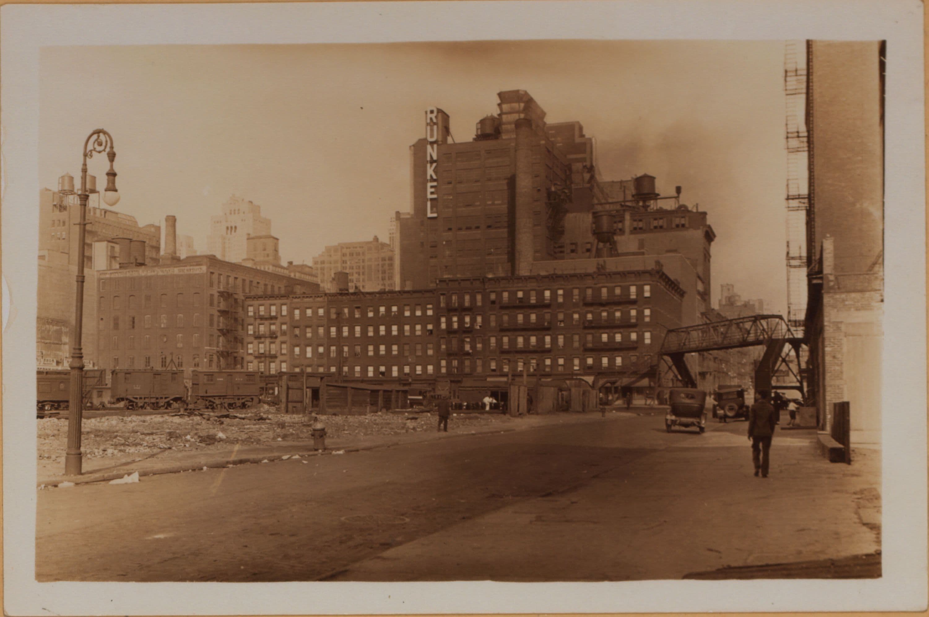 Manhattan: 10th Avenue - 30th Street, 1931–1932