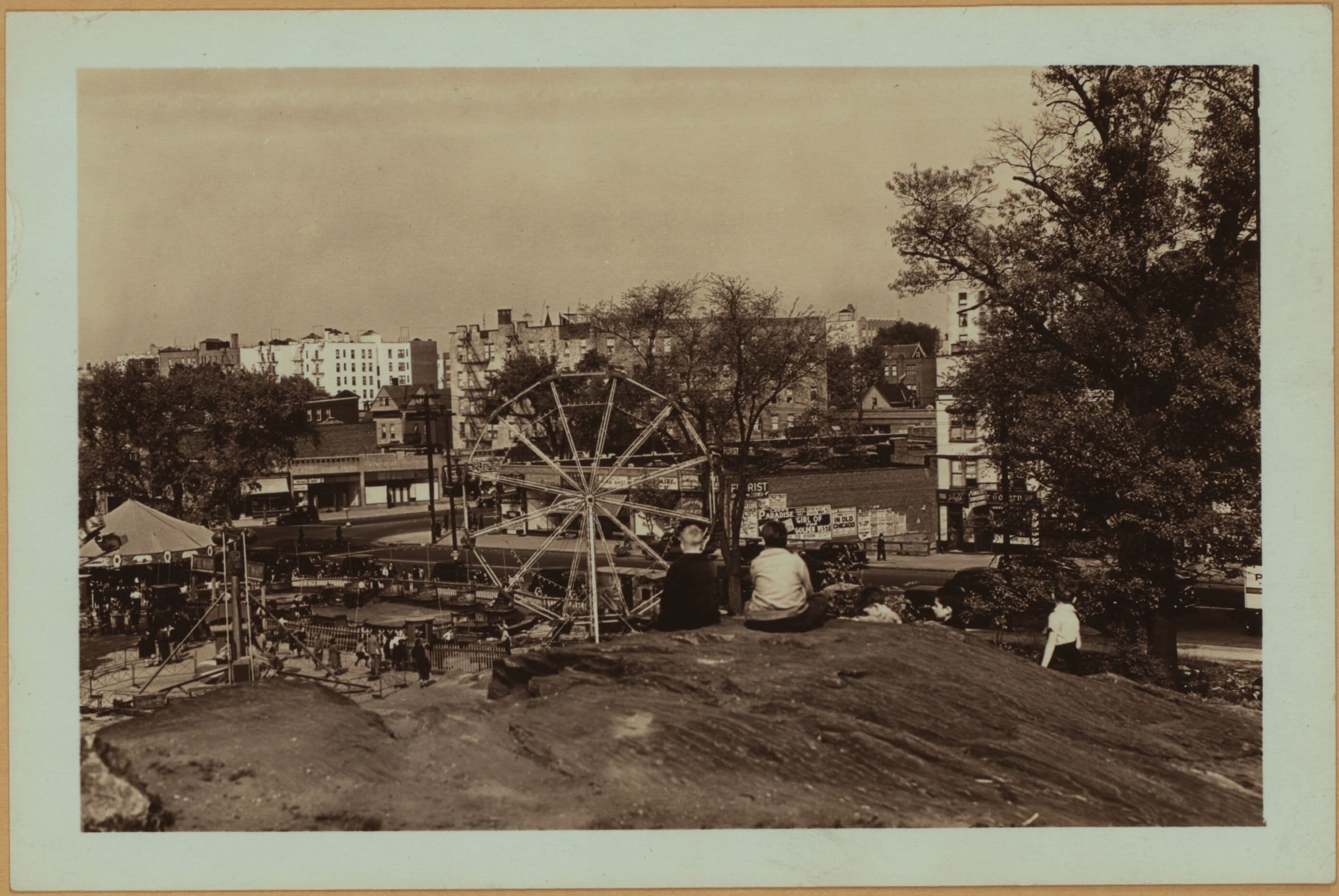 Recreation and hobbies - Carnivals - Bronx., 1938