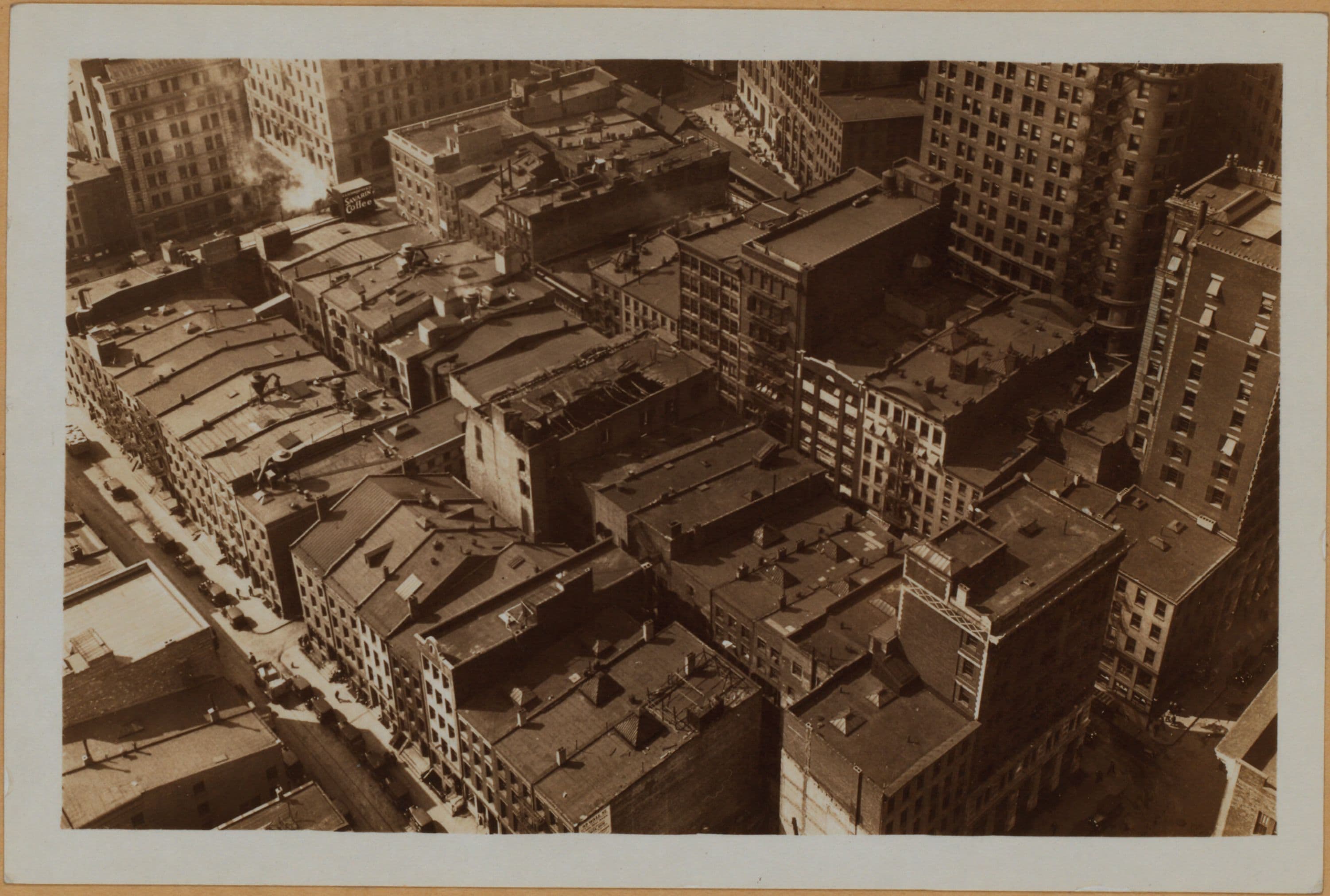 Manhattan: Front Street - Wall Street, 1930