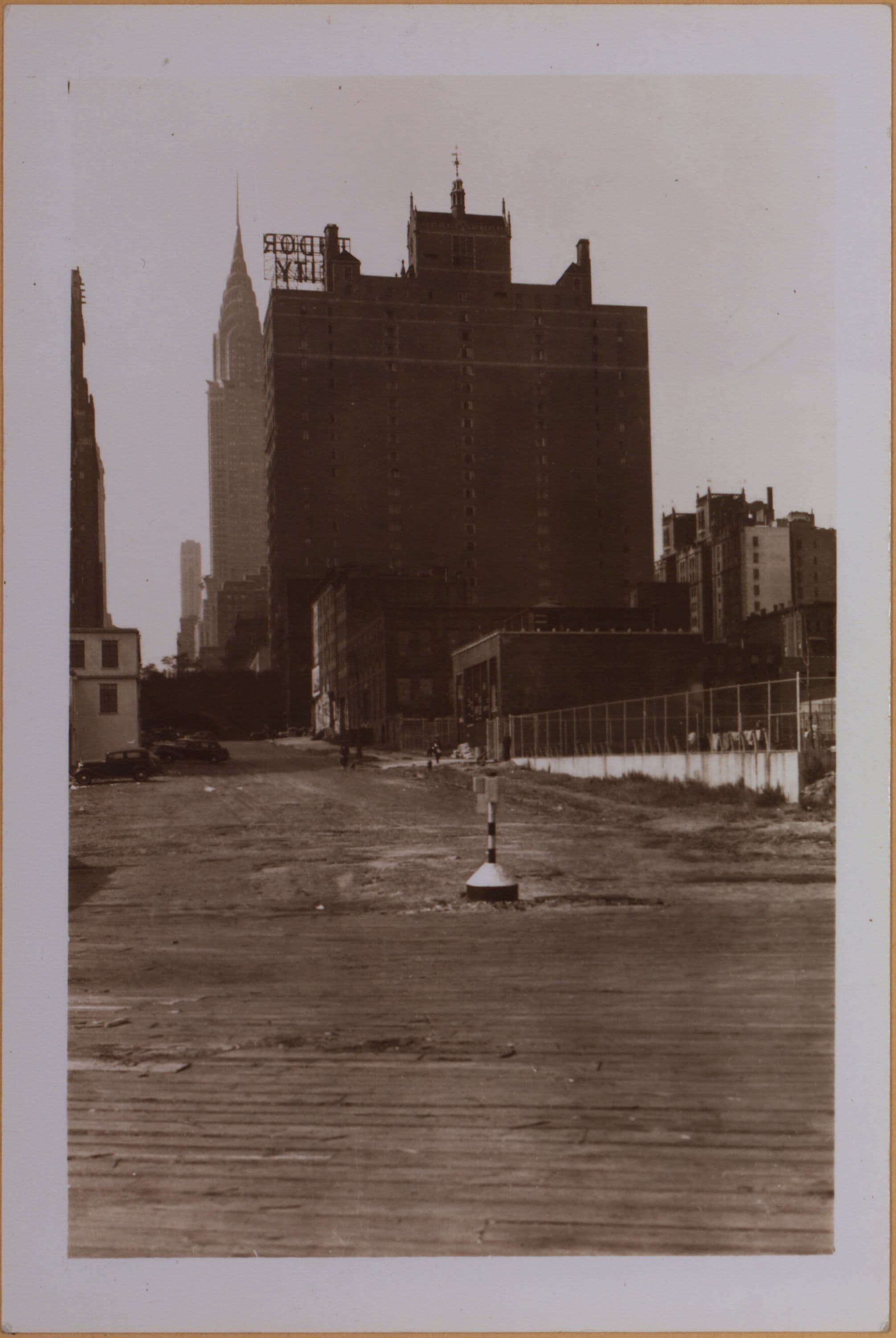 Manhattan: 42nd Street (East) - 1st Avenue