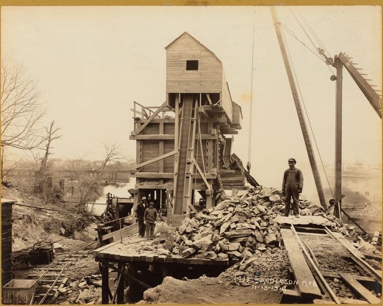 Bronx: 162nd Street - Anderson Avenue