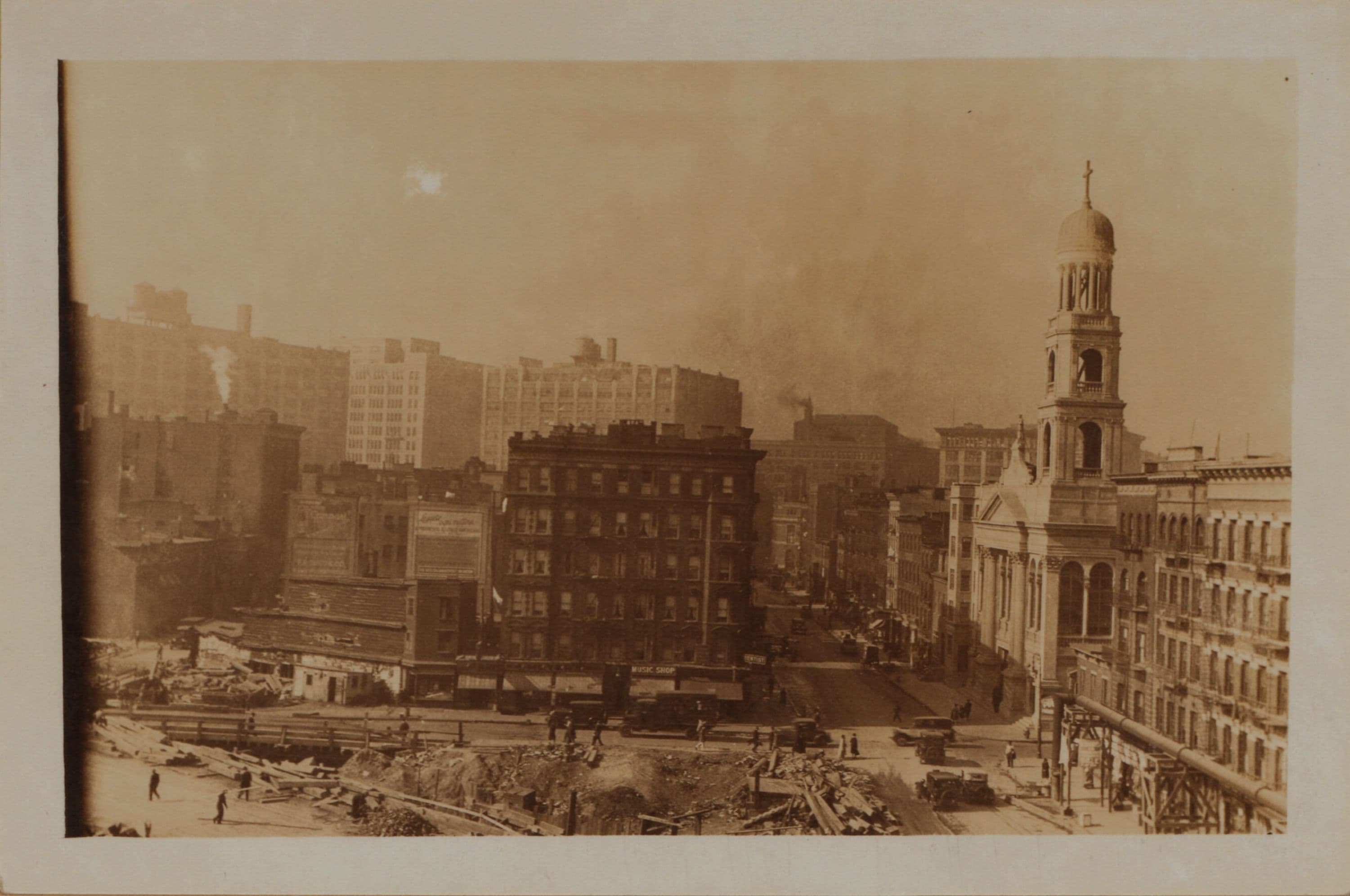 Manhattan: Carmine Street - 6th Avenue, 1928–1937