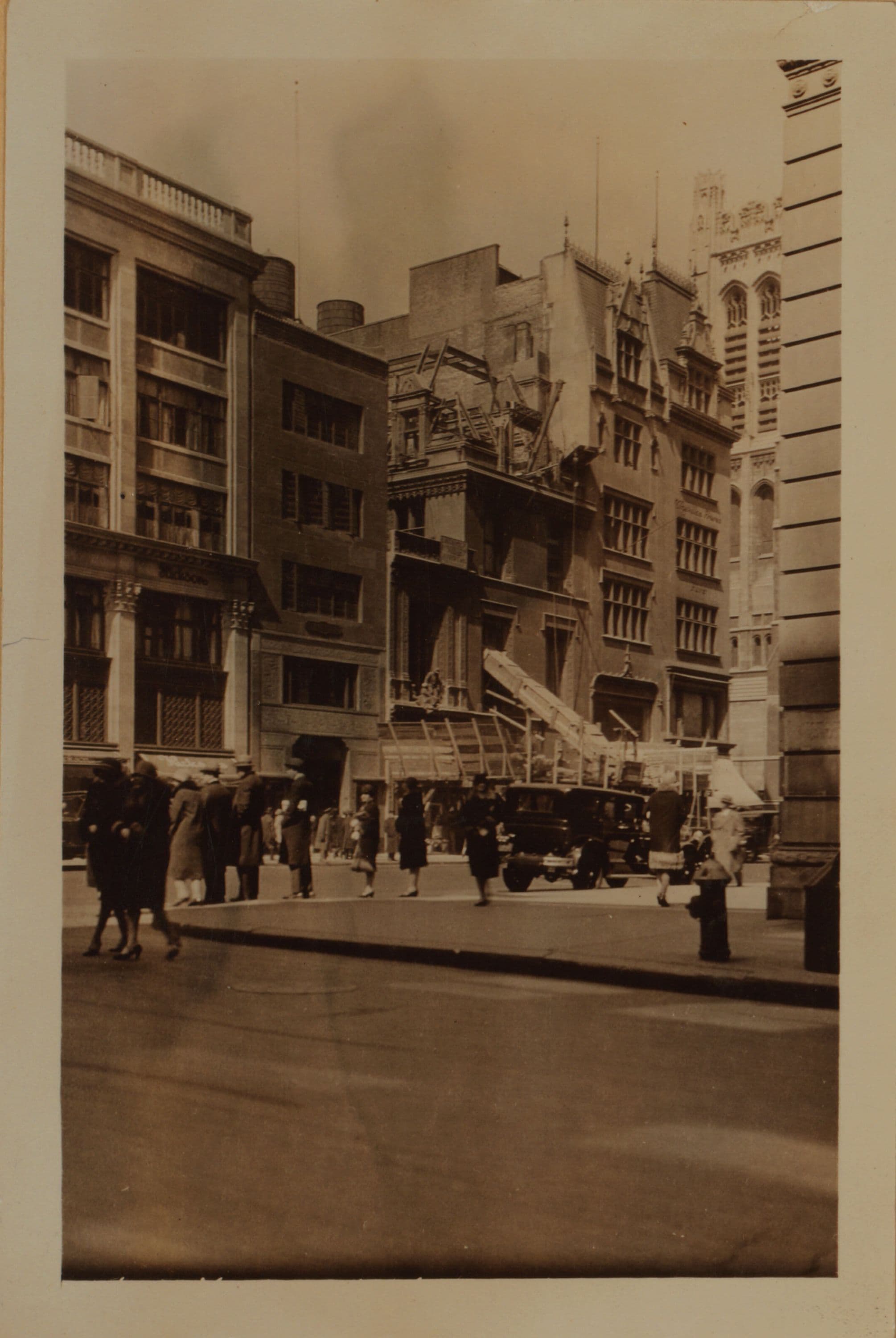 Manhattan: 5th Avenue - 52nd Street (West)