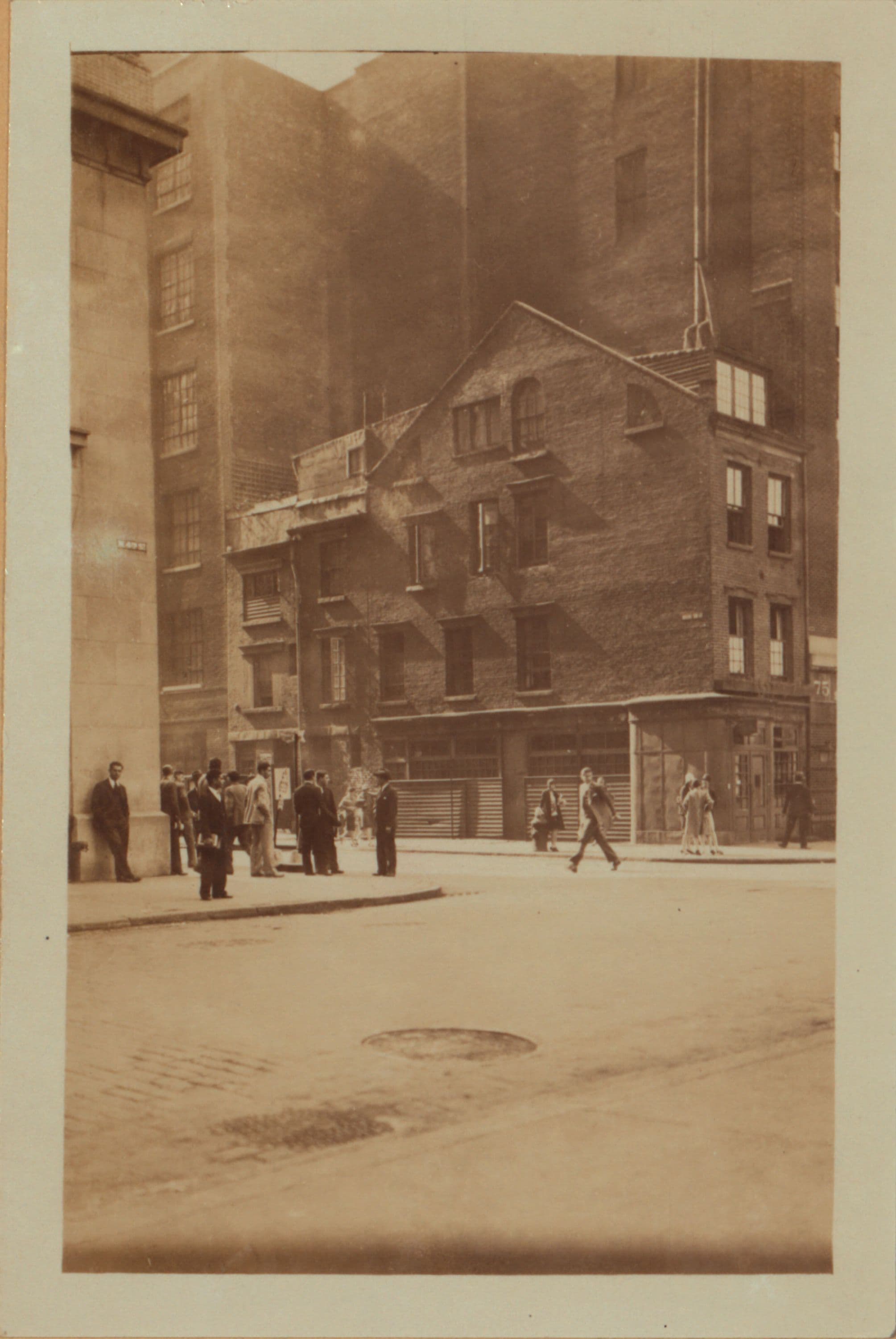 Manhattan: Washington Square South - Wooster Street