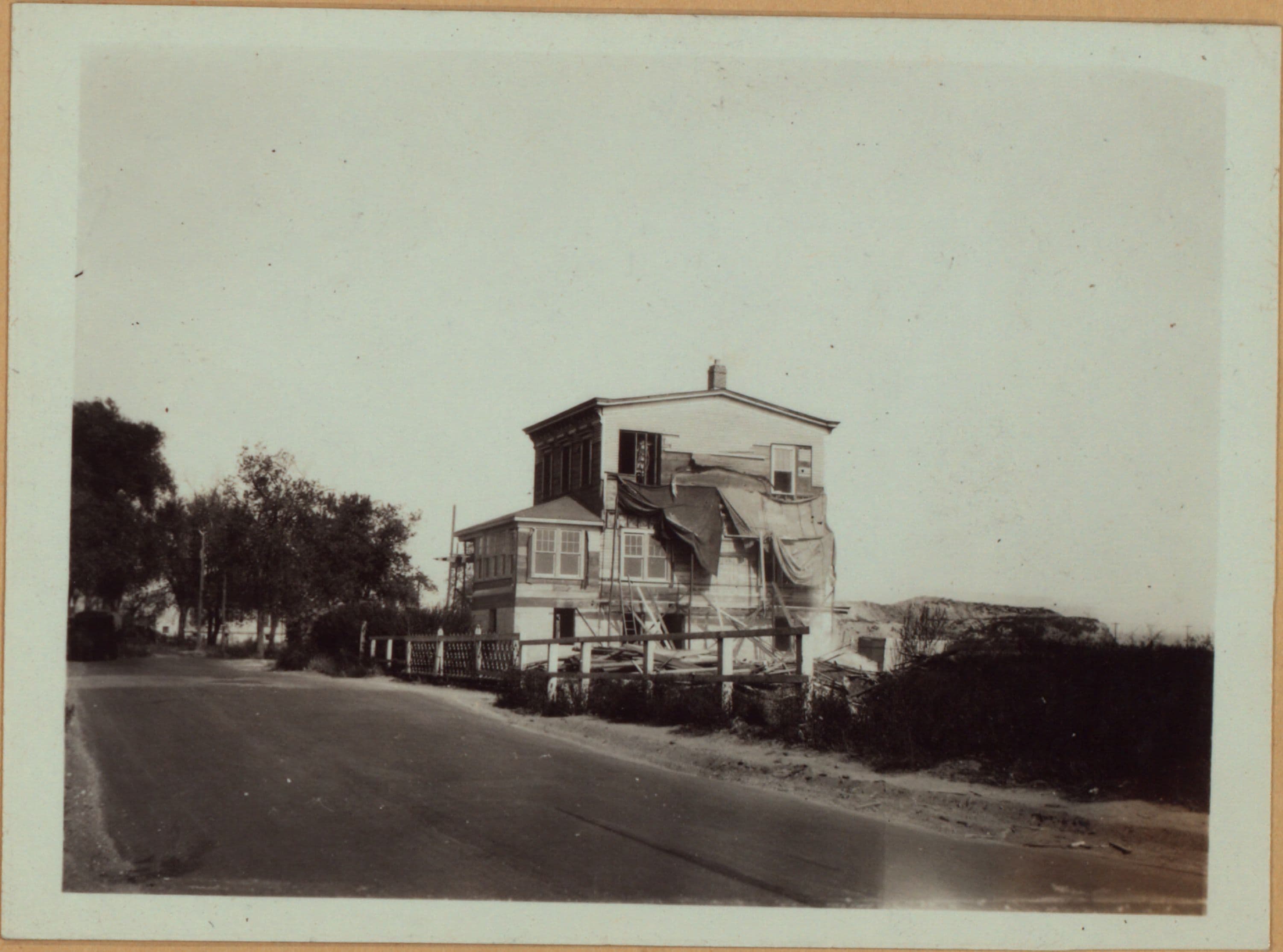 Queens: Colonial Avenue - 62nd Drive, 1922–1930