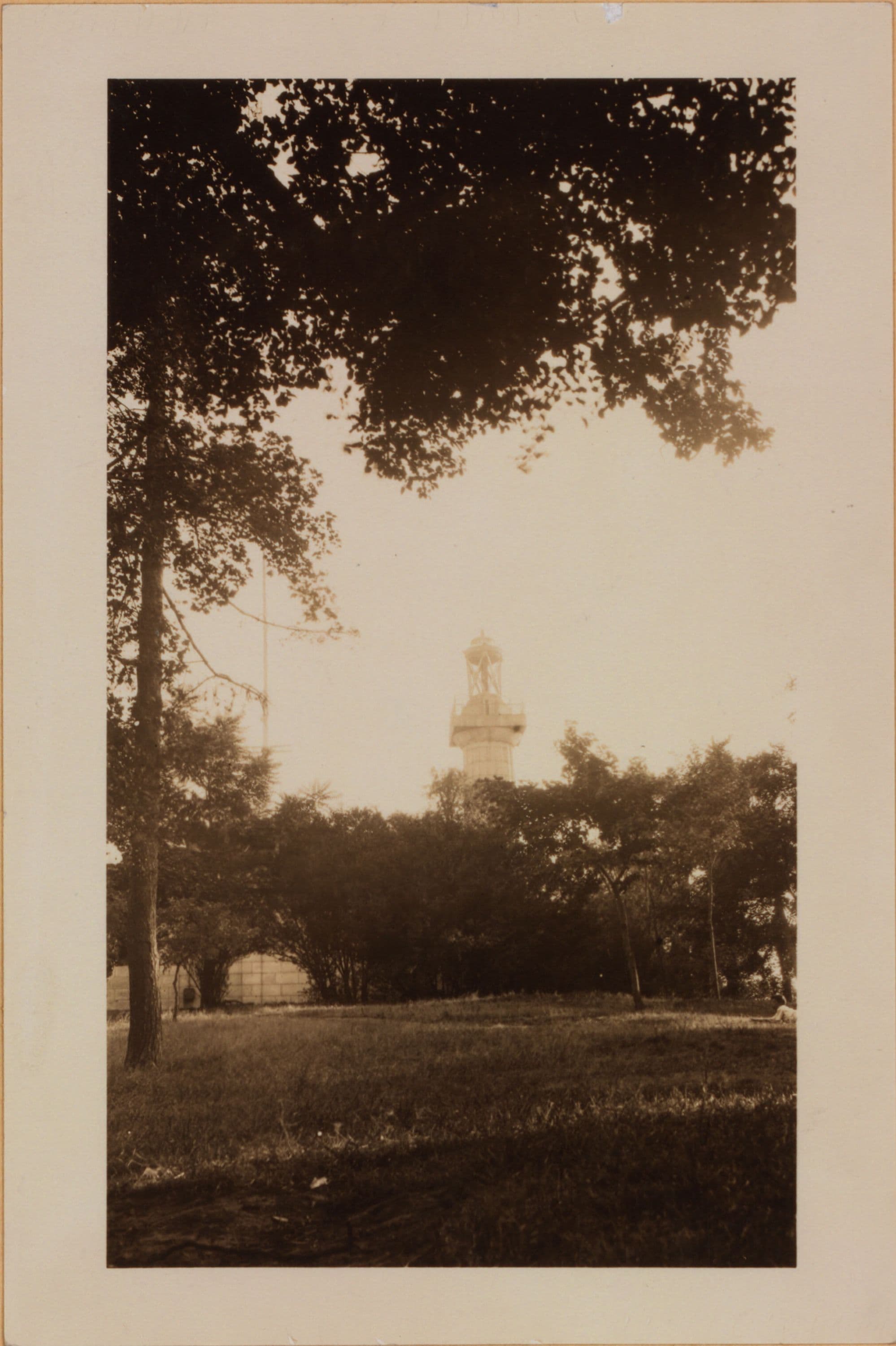 Brooklyn: Fort Greene Park - Martyr's Monument.
