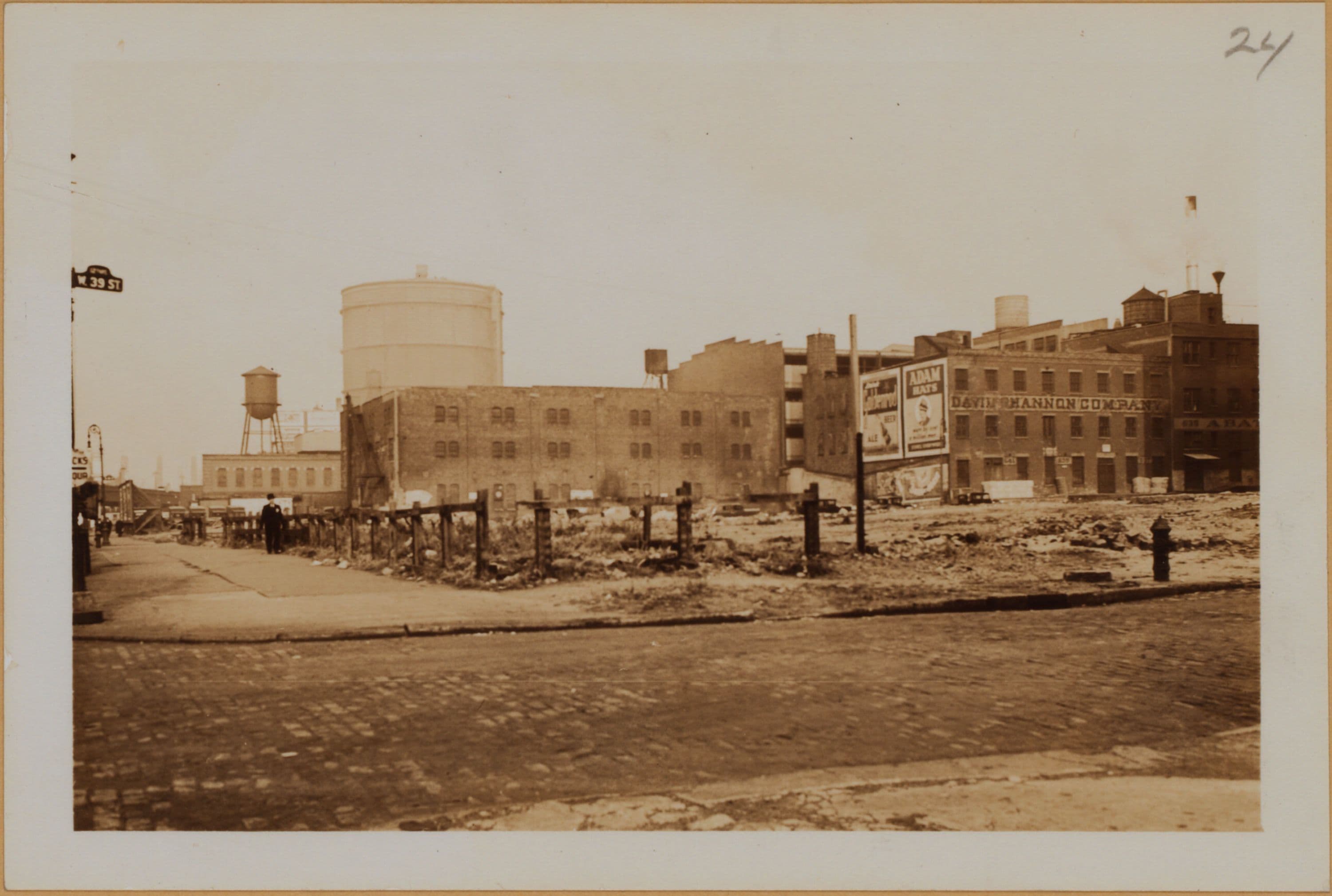 Manhattan: 12th Avenue - 39th Street