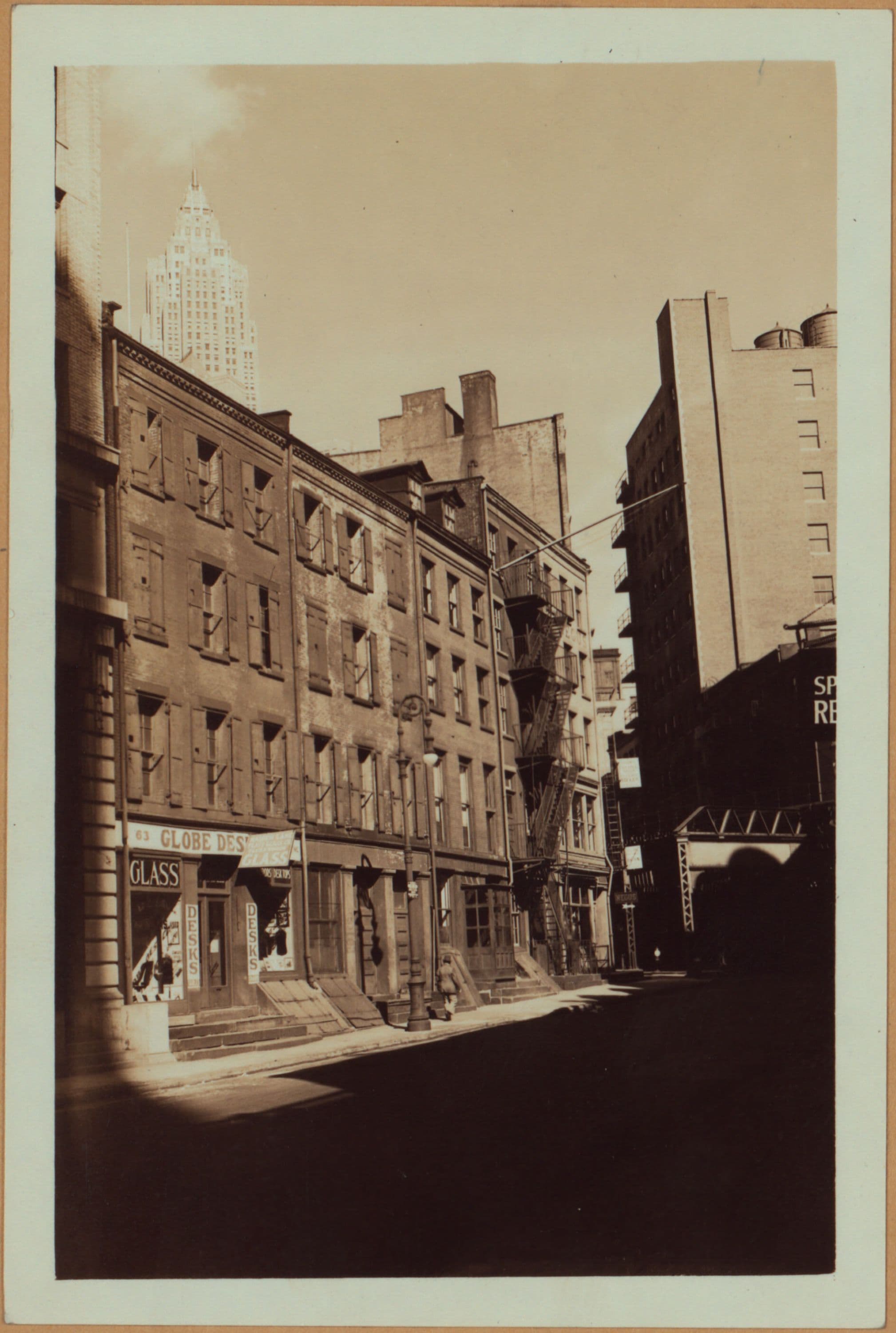 Manhattan: Pearl Street - Broad Street