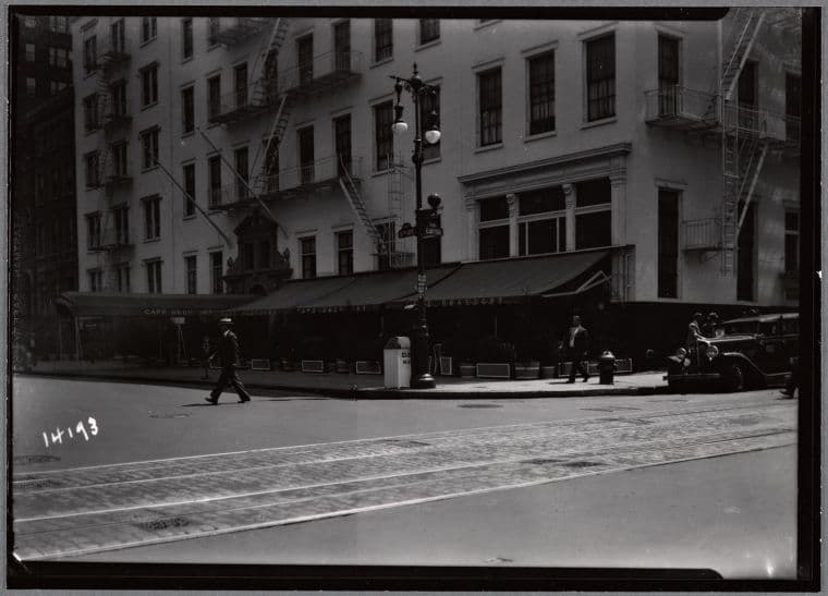 Café Brevoort: Fifth Ave.-E. 8th St., Manhattan