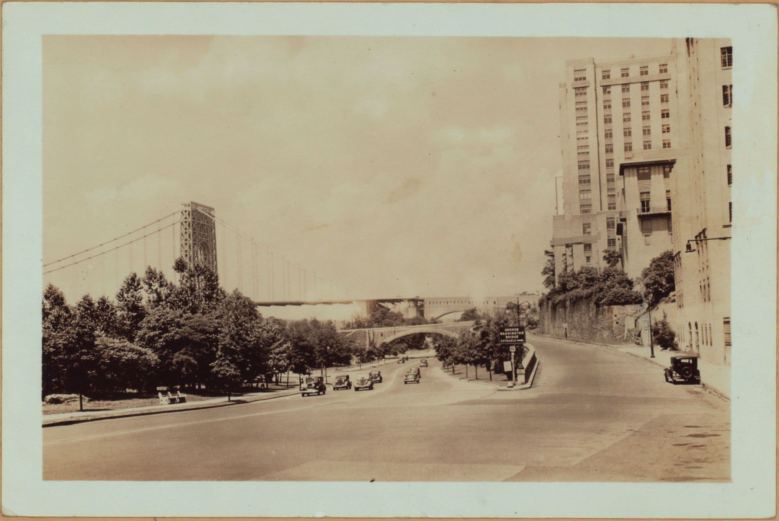 Manhattan: Riverside Drive - 165th Street