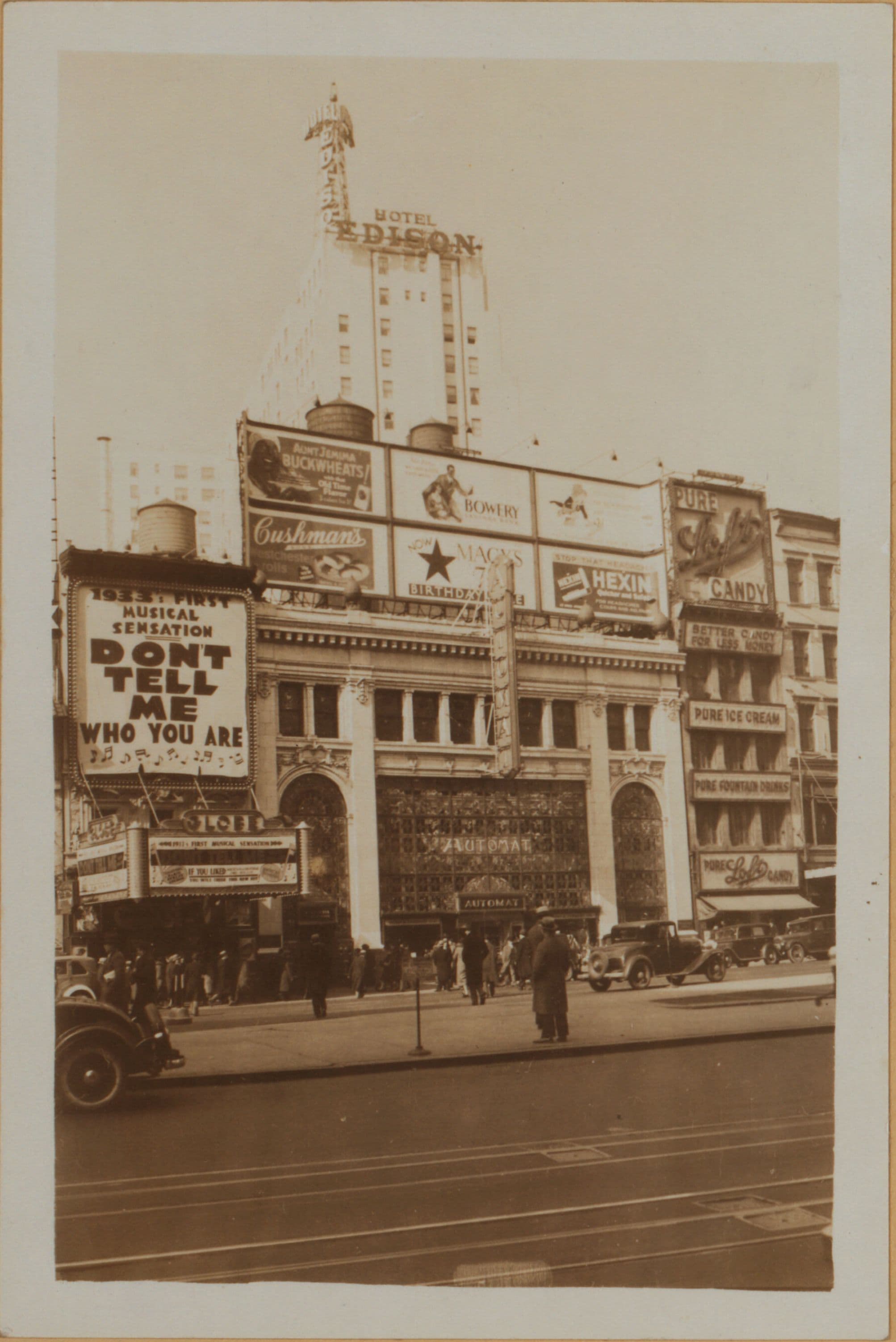 Manhattan: Broadway - 46th Street