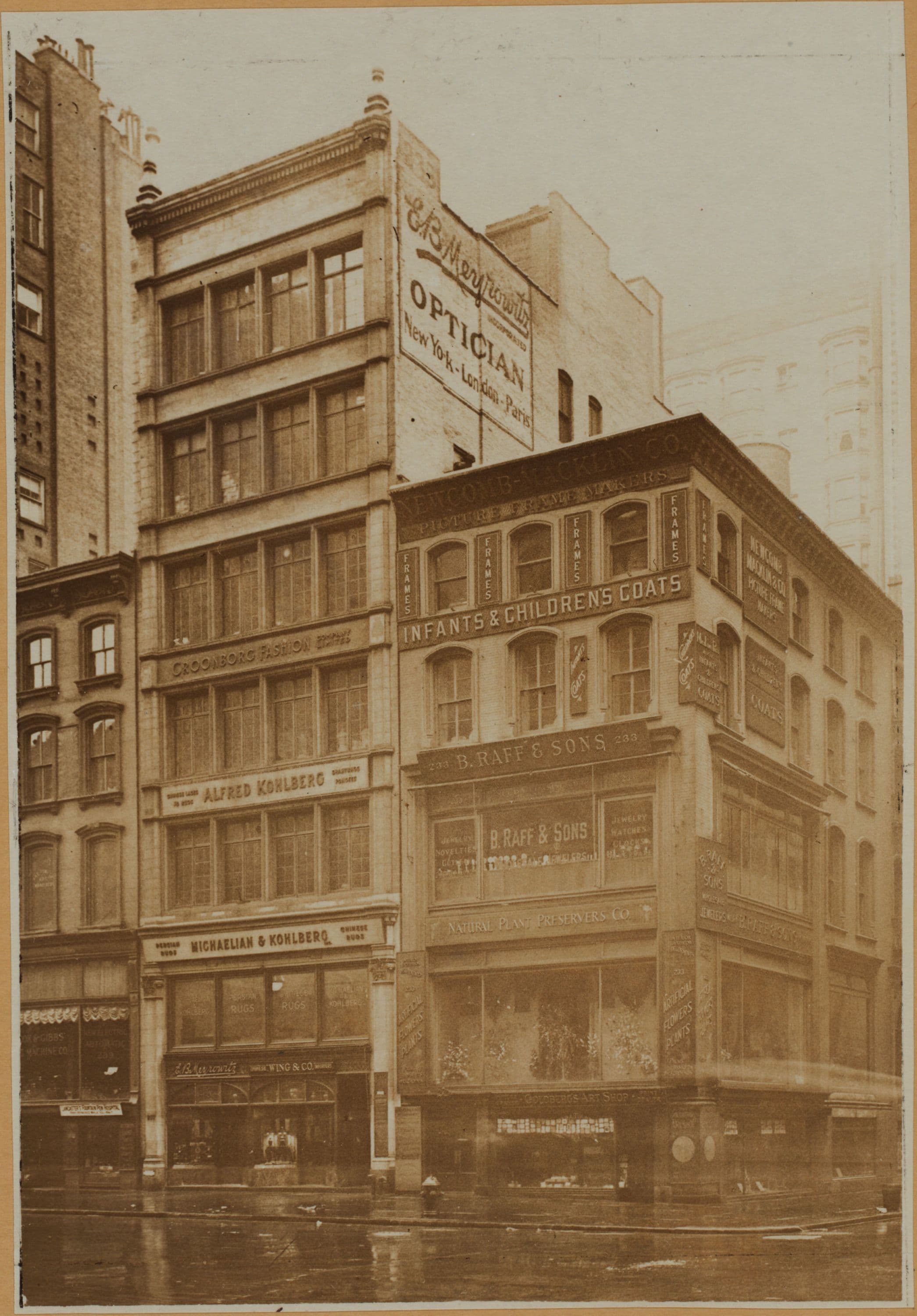 Manhattan: 5th Avenue - 27th Street, 1925
