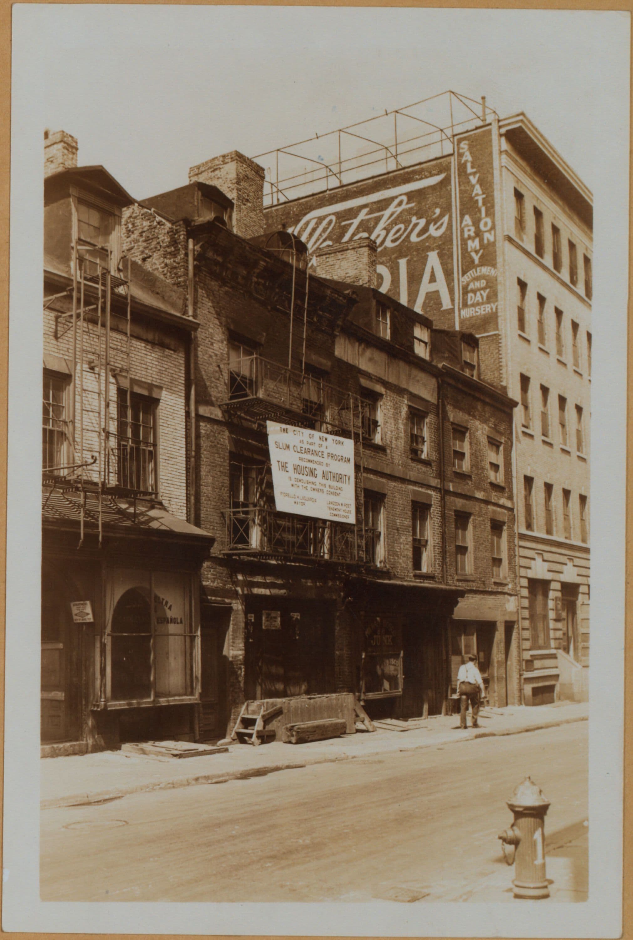 Manhattan: Cherry Street - James Street