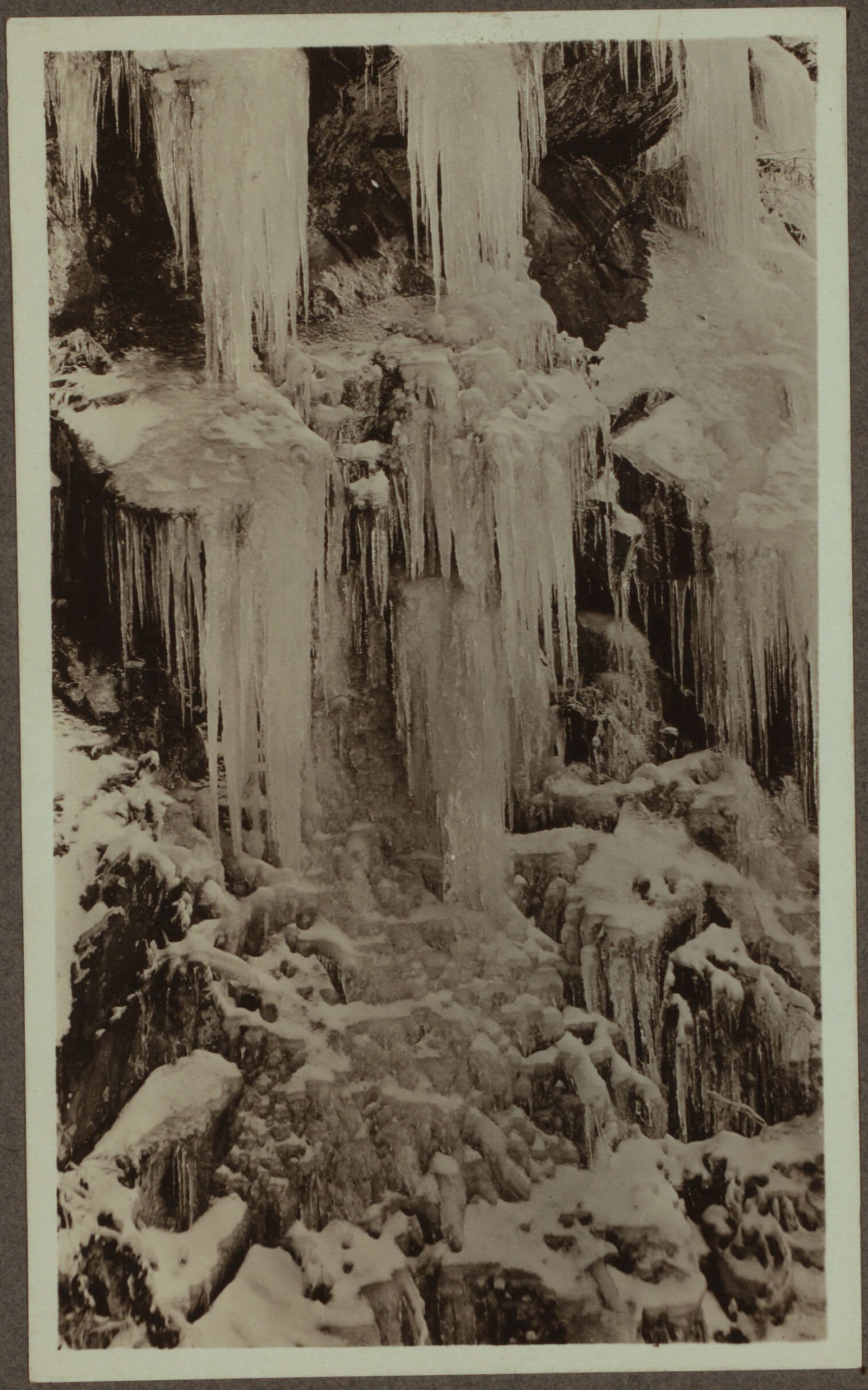 Bronx River - Popolopen Creek falls - Crows Nest - Bronx Park.