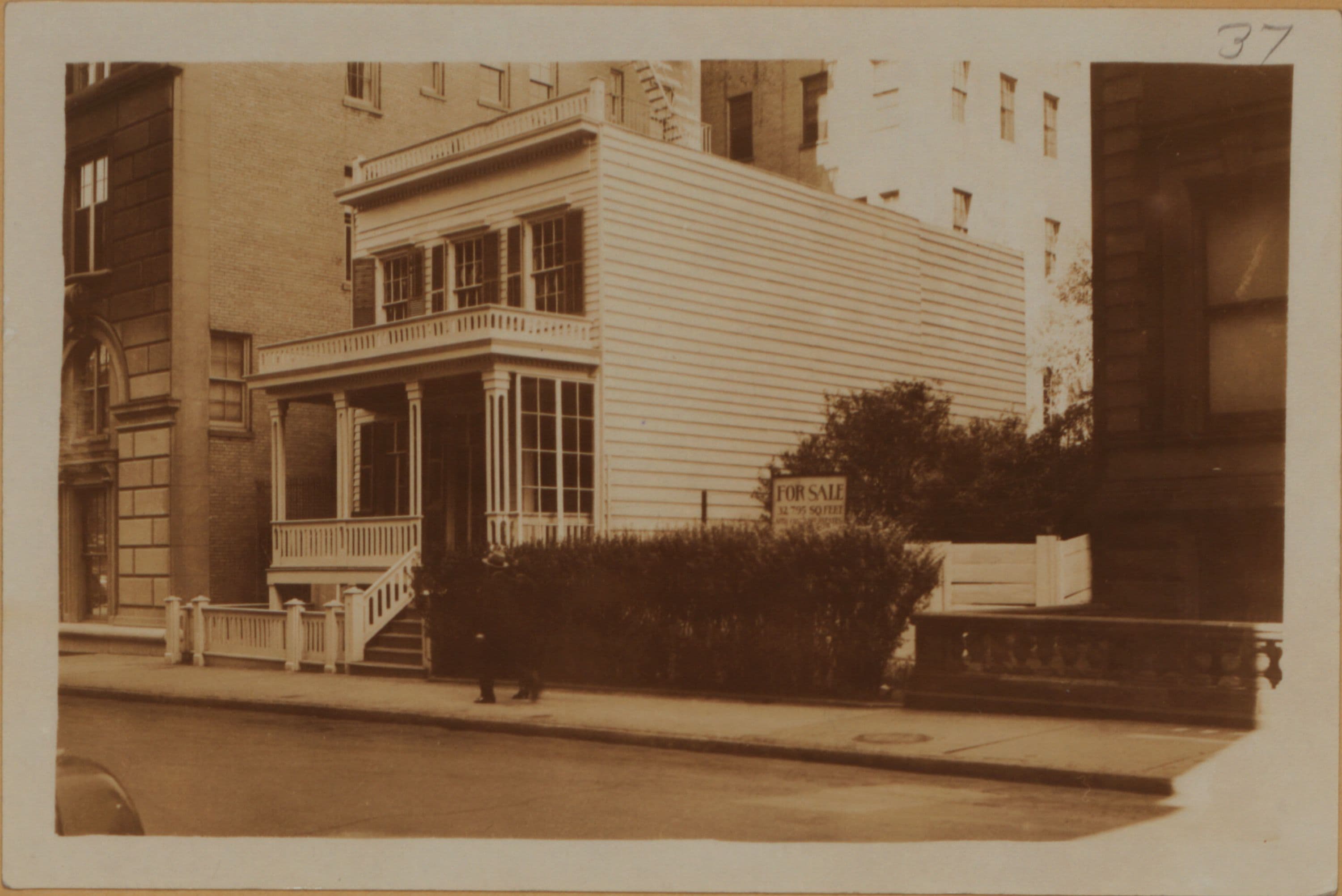 Manhattan: 83rd Street (East) - 5th Avenue