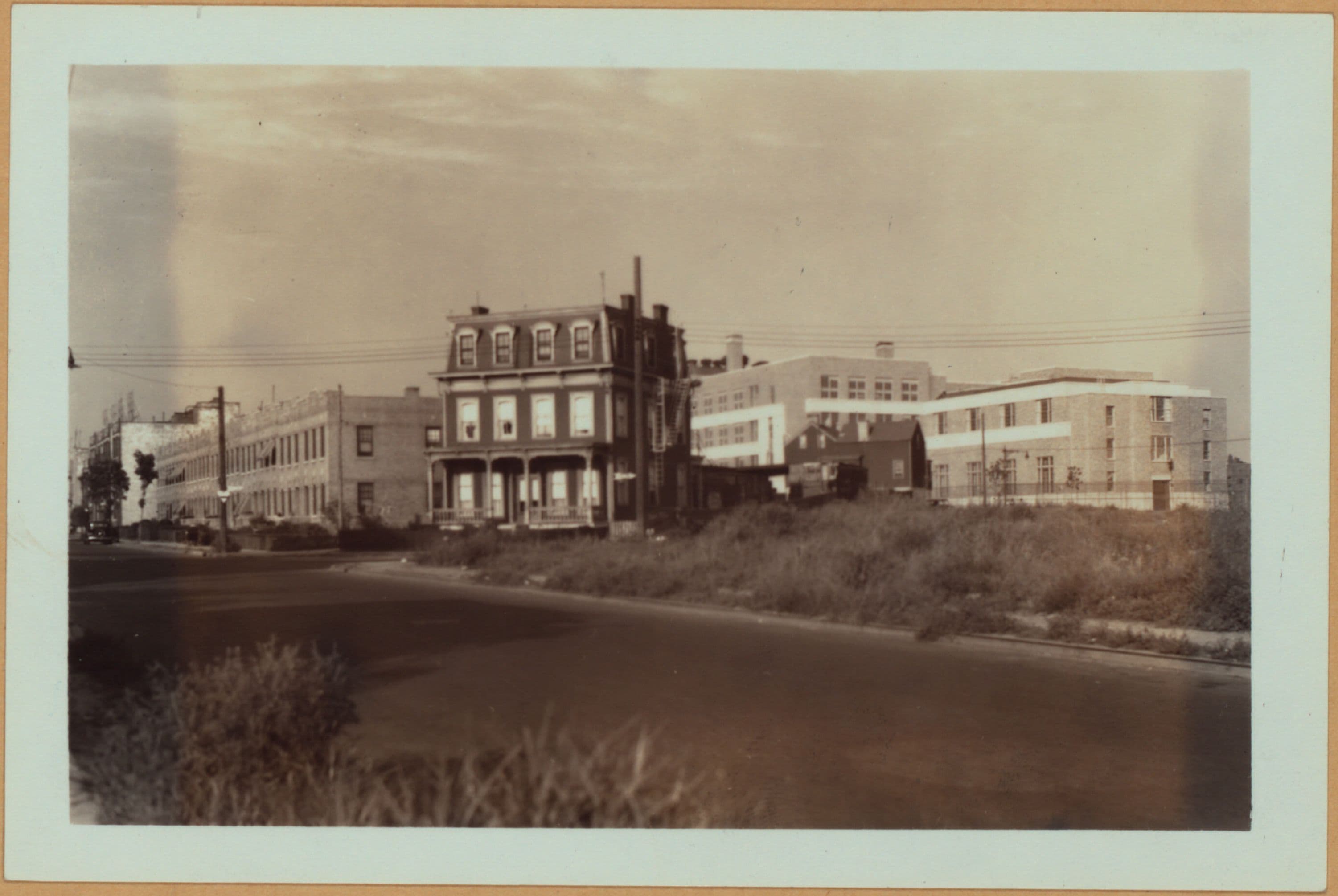 Queens: Newton Road - 47th Street
