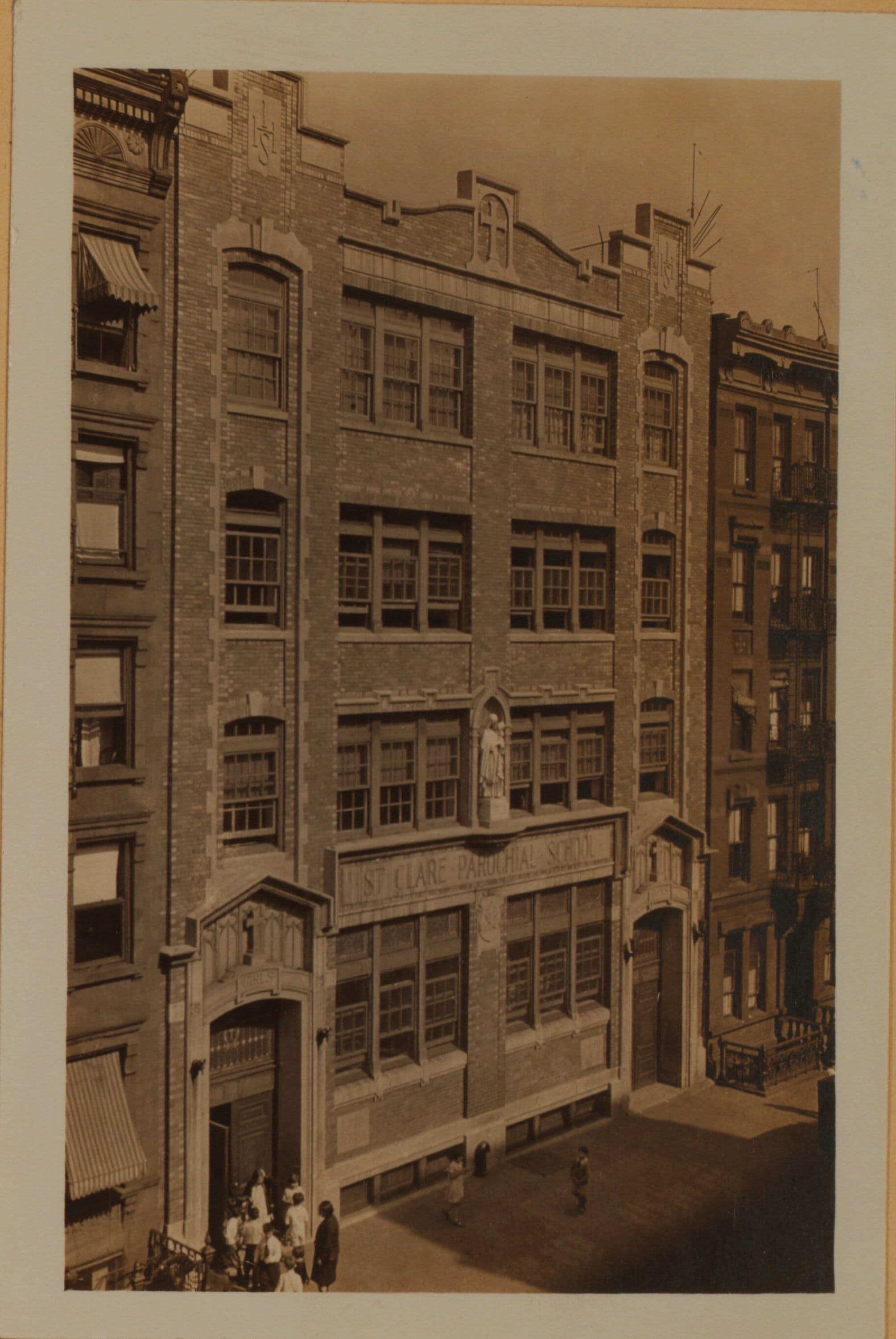 Manhattan: 36th Street (West) - Between 9th and 10th Avenues.