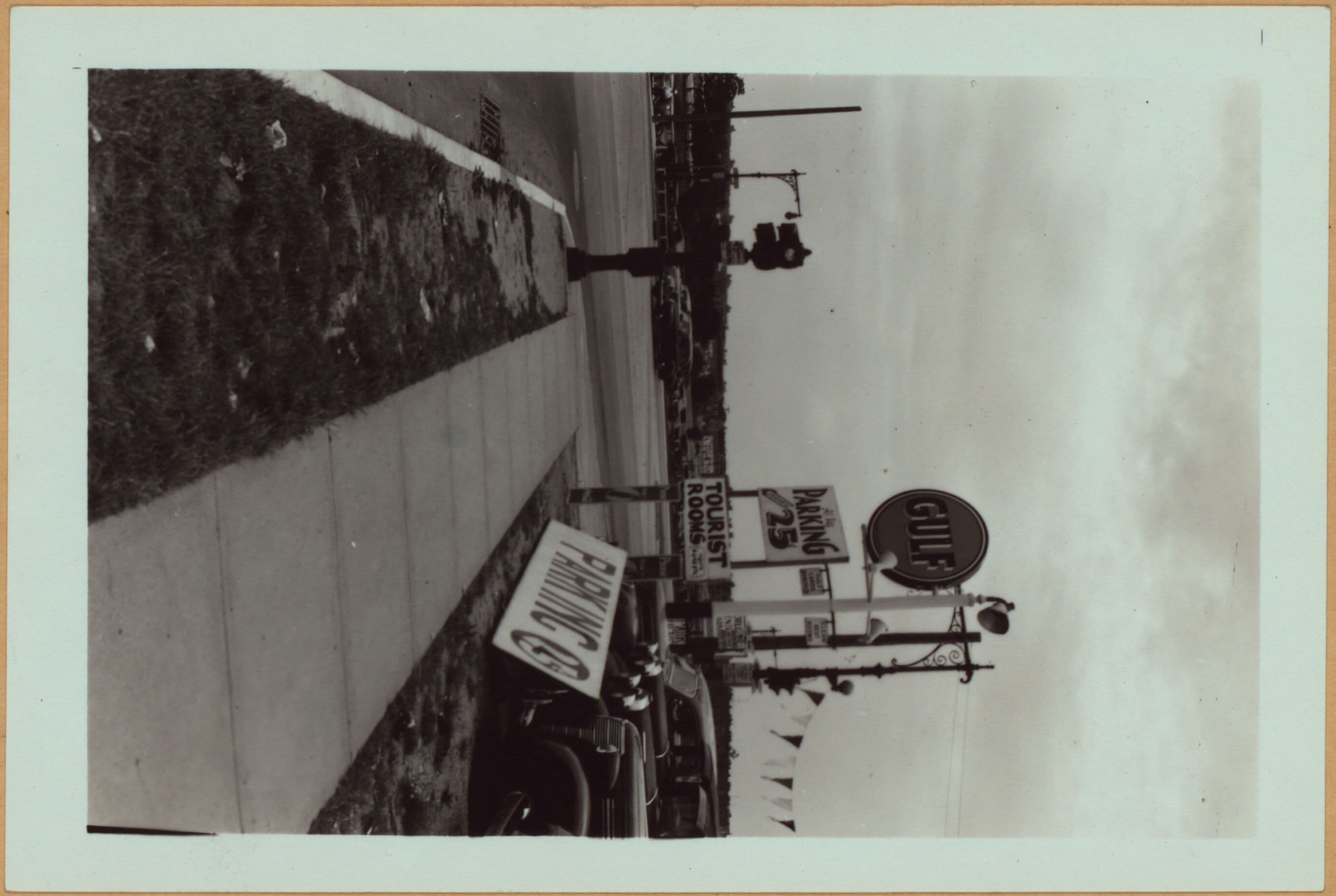 Queens: Horace Harding Boule - Colonial Avenue
