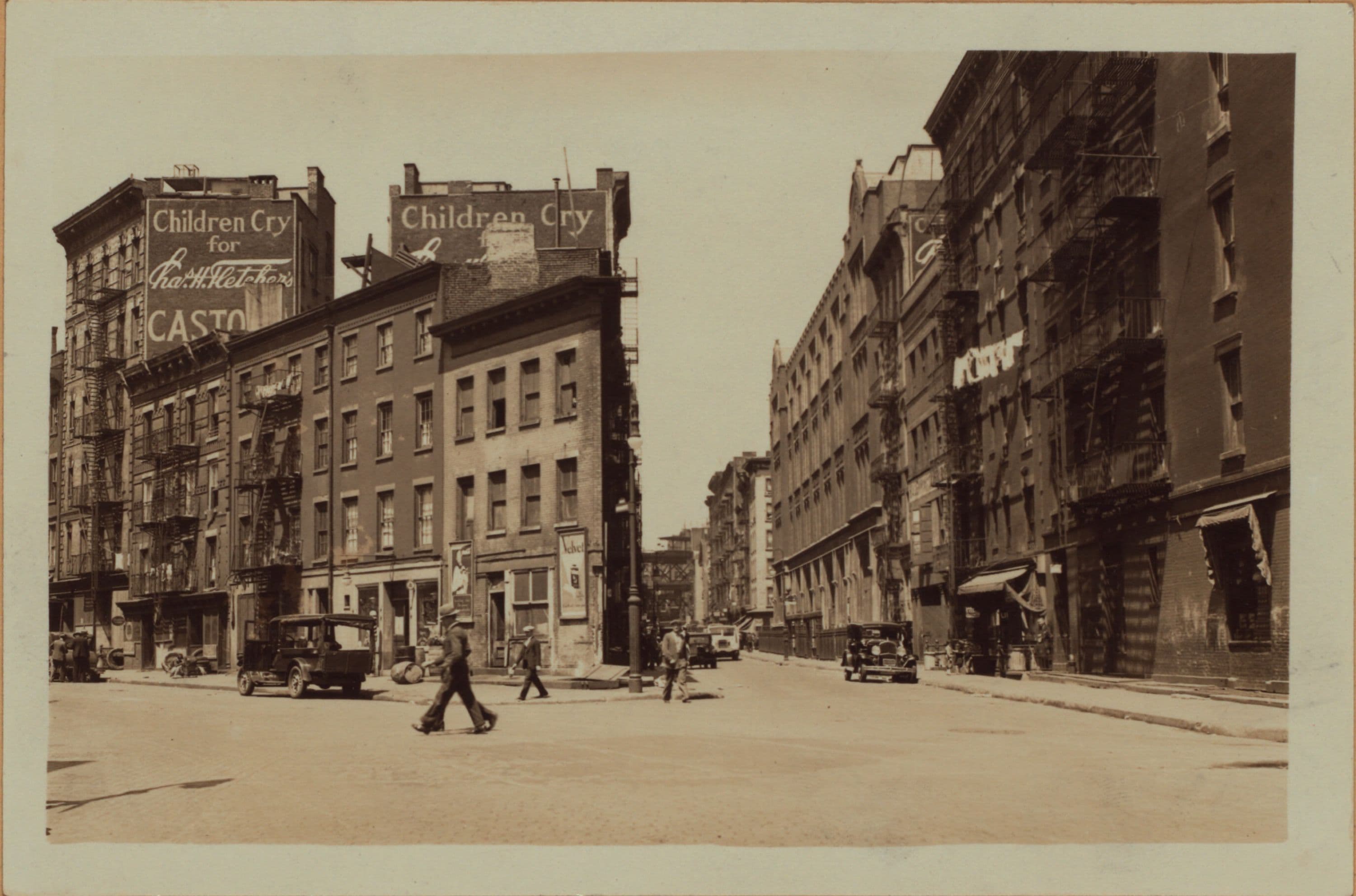 Manhattan: New Chambers Street - James Street