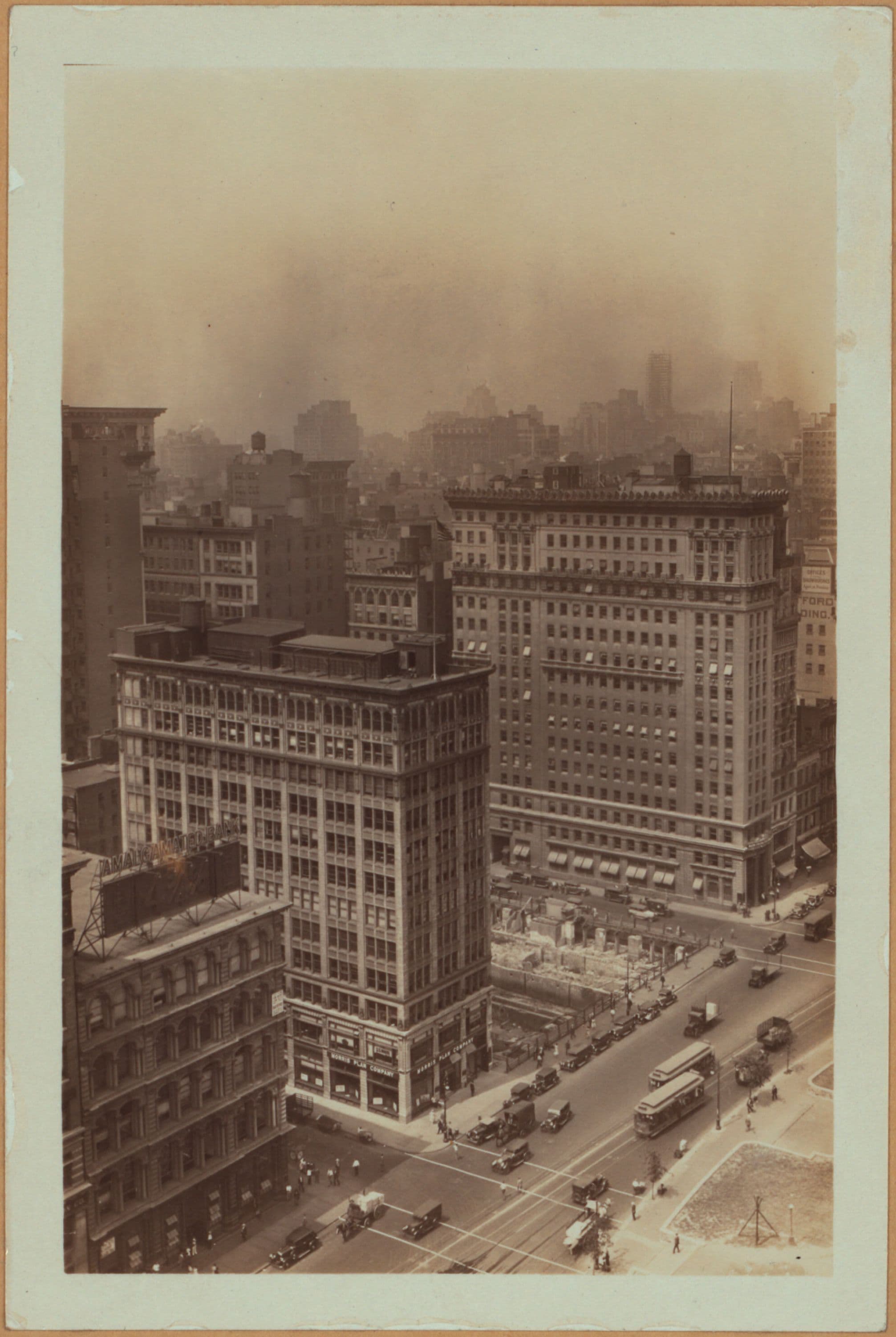Manhattan: Union Square (West) - Between 15th and 16th Streets., 1928–1930