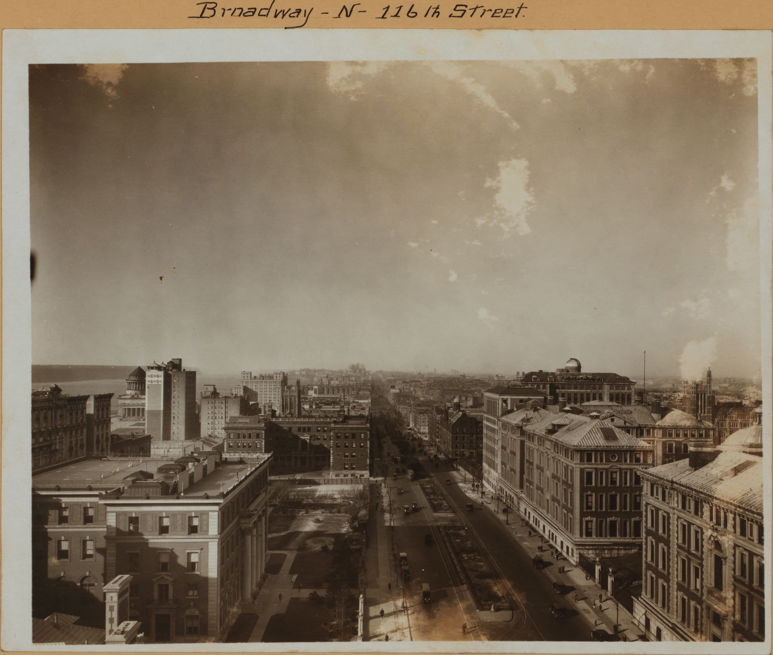 Manhattan: Broadway - 116th Street