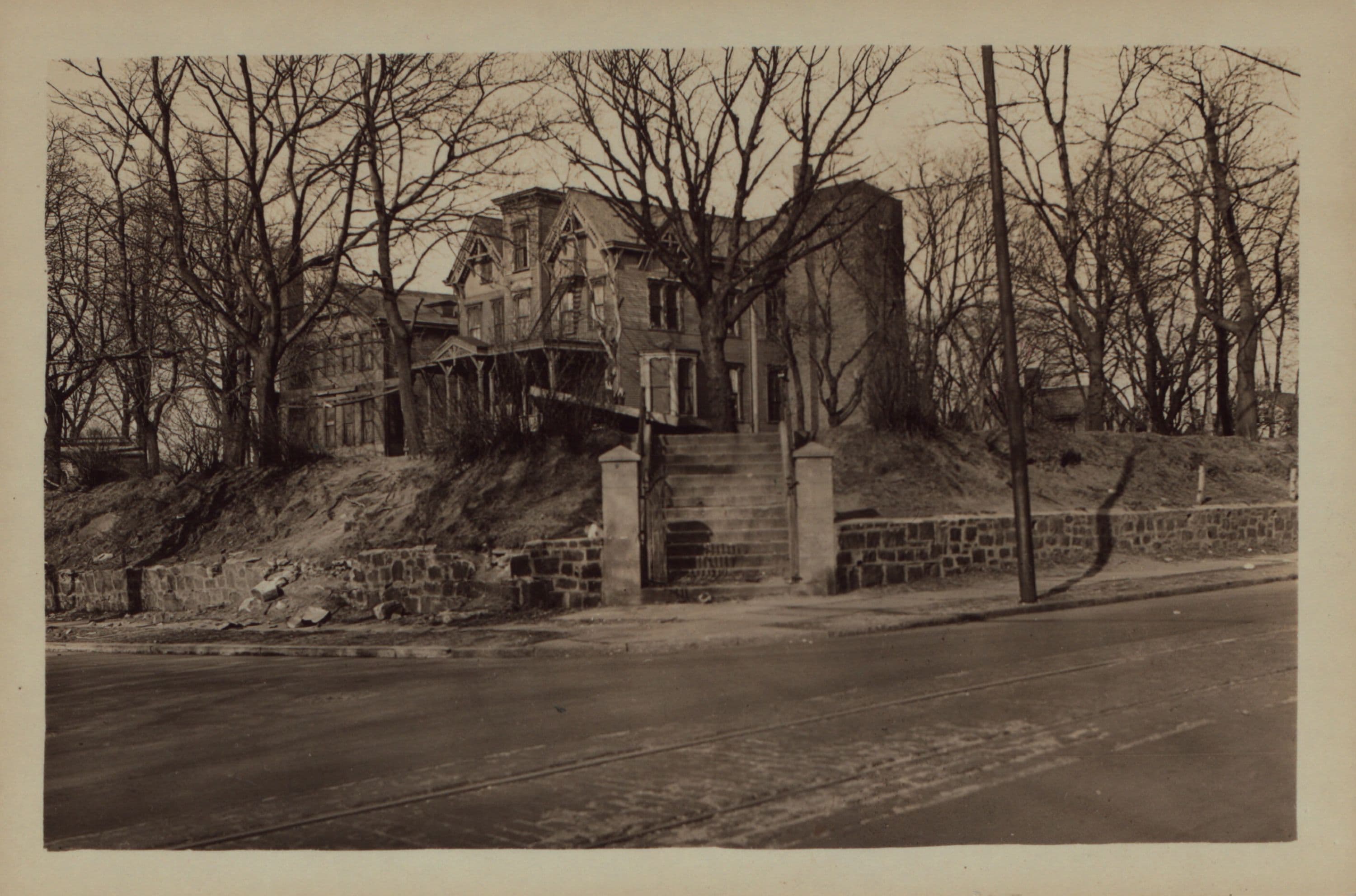 Queens: 14th Road - 112th Street