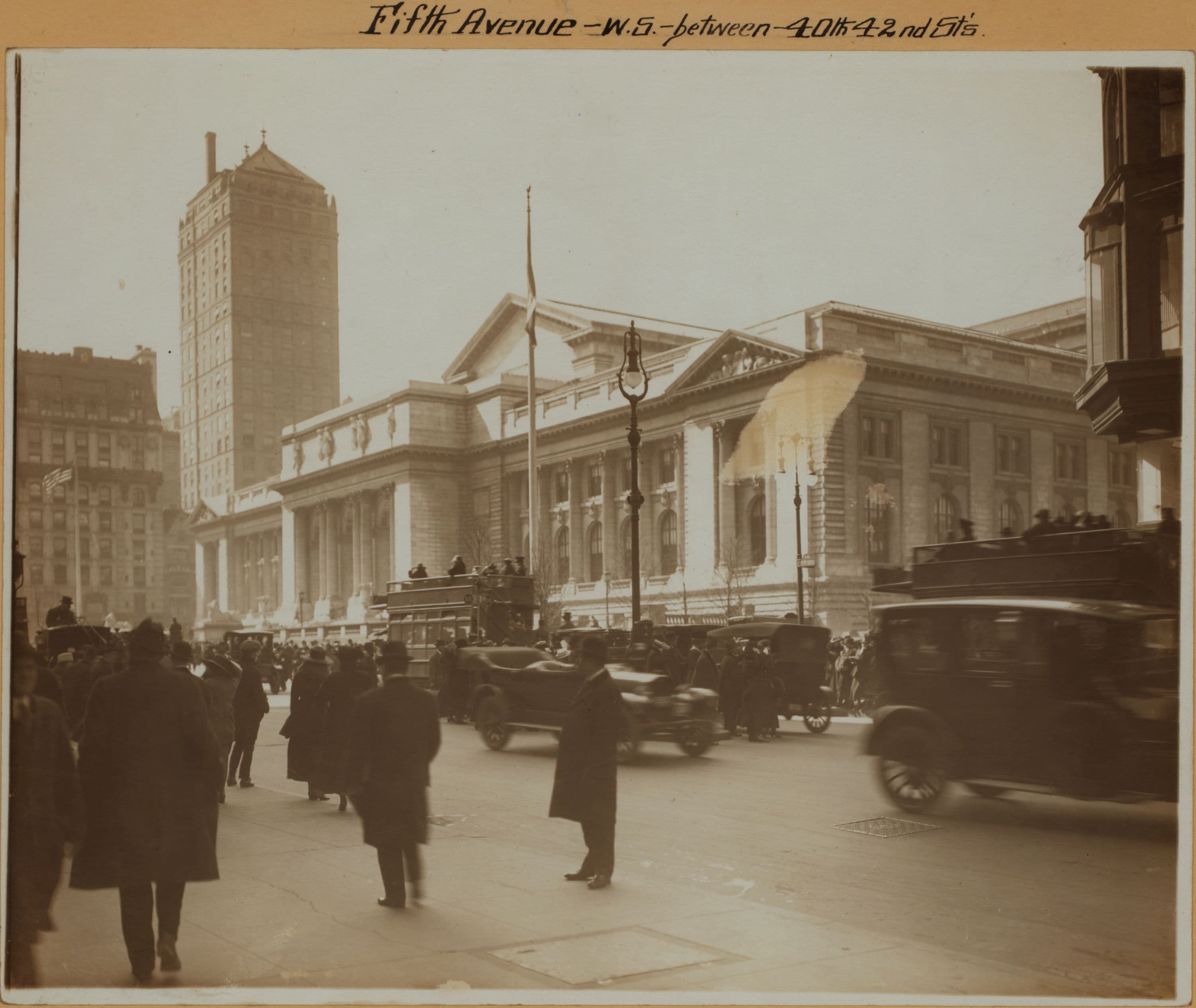 Manhattan: 5th Avenue - 40th Street