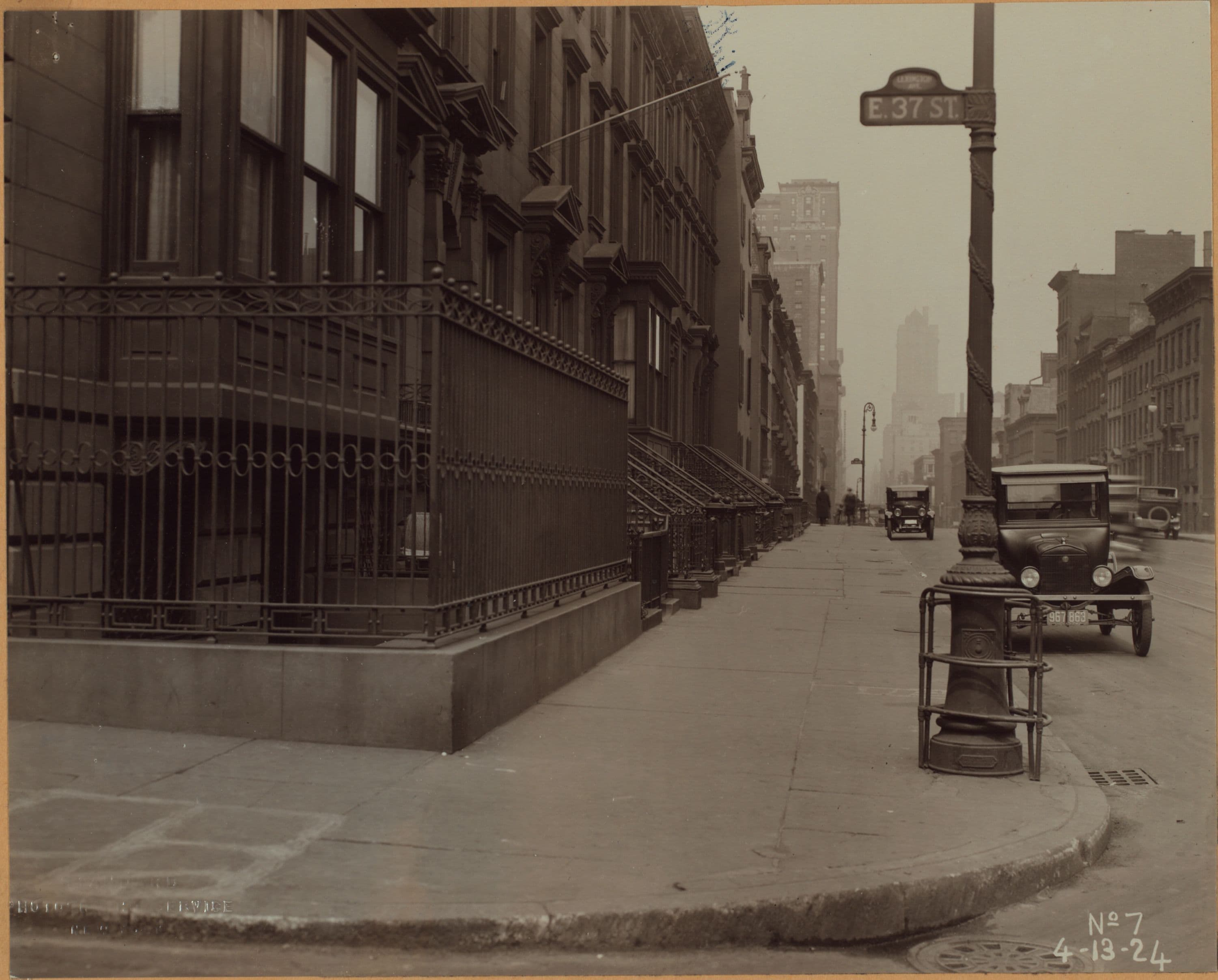 Manhattan: Lexington Avenue - 37th Street (East)