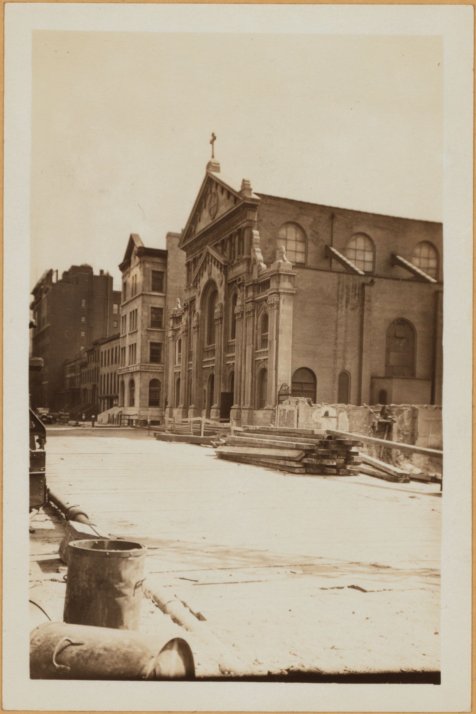 Brooklyn: Schermerhorn Street - Bond Street