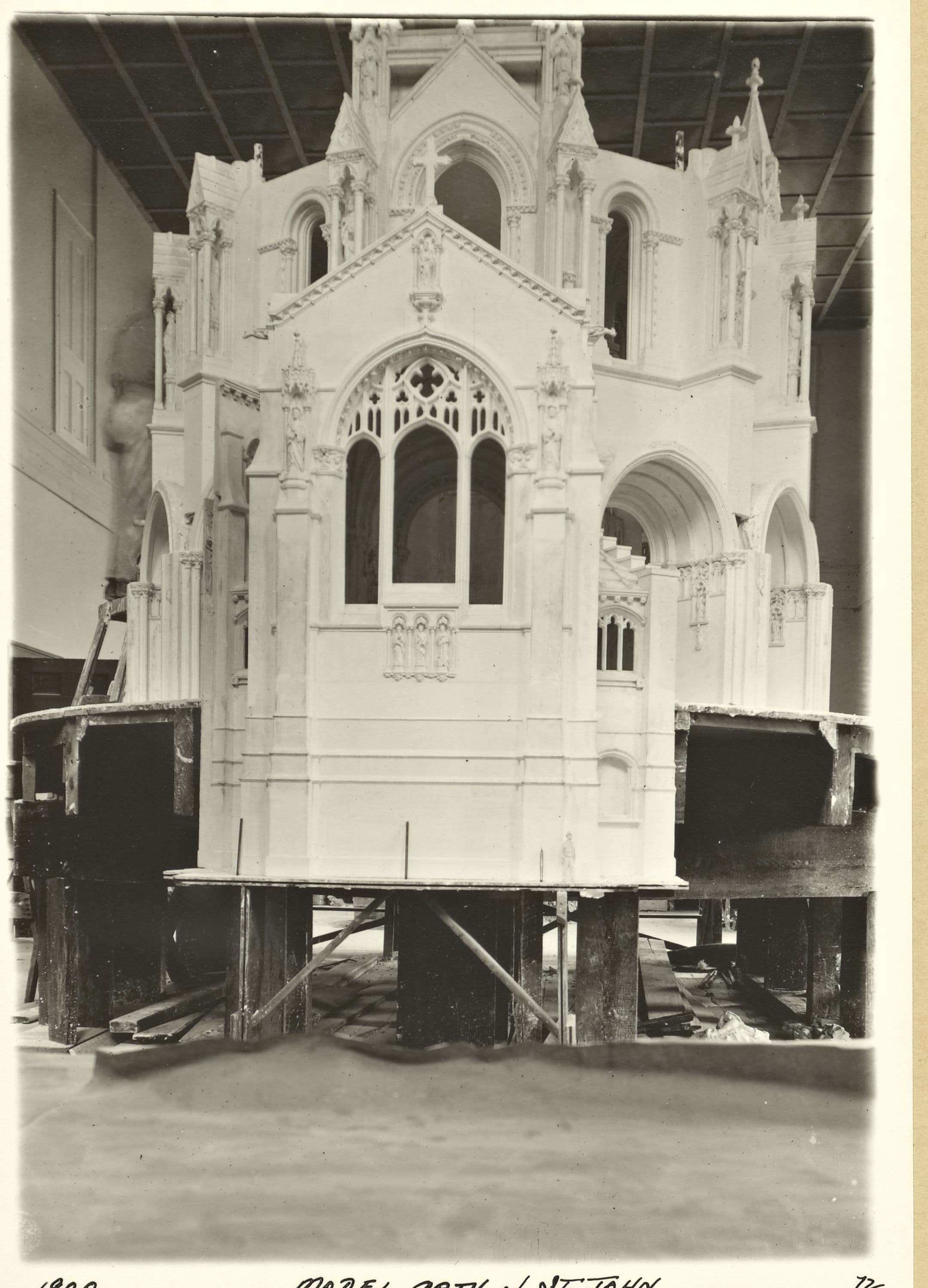 Manhattan: Amsterdam Avenue - Cathedral Parkway