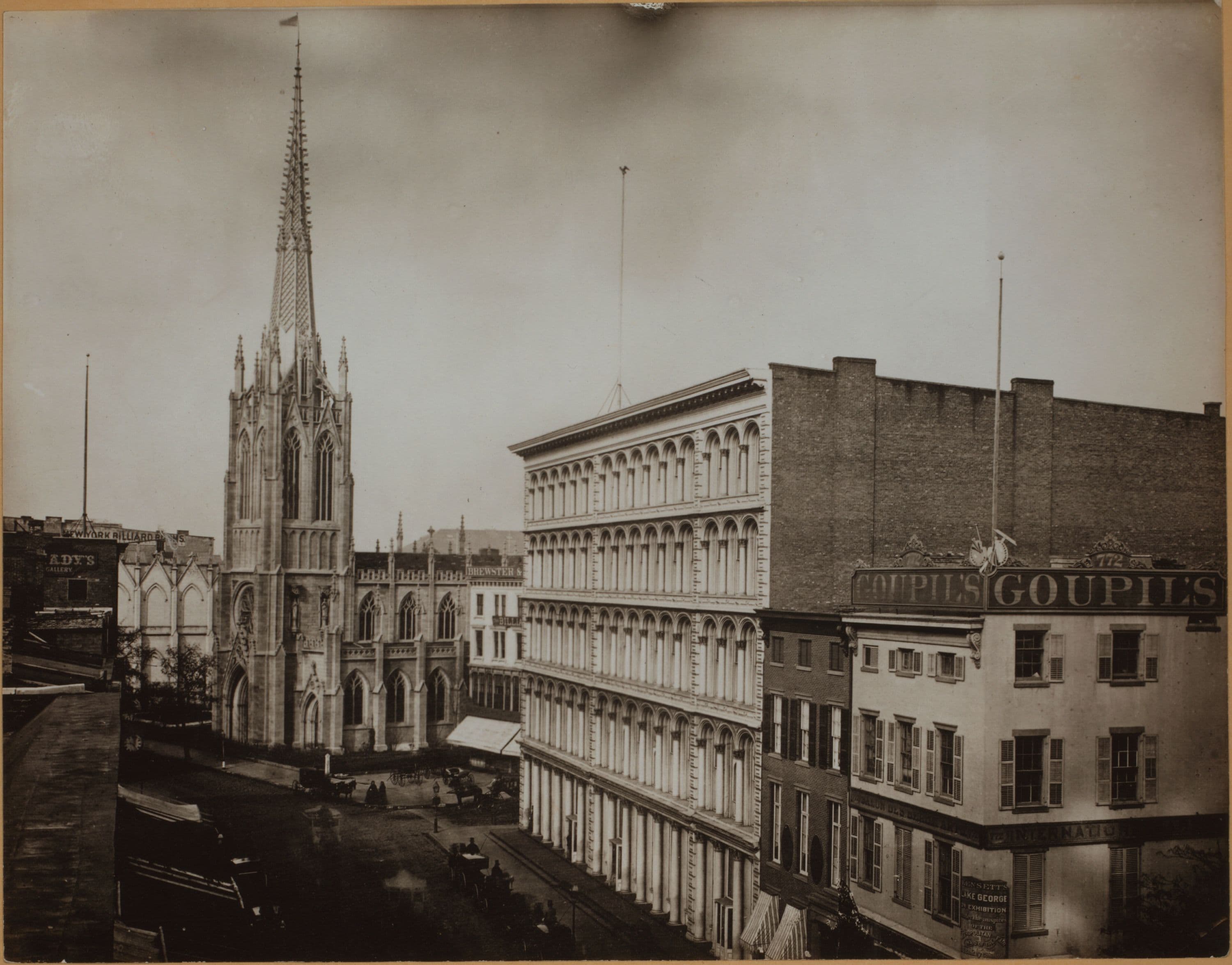 Manhattan: Broadway - 9th Street (East)