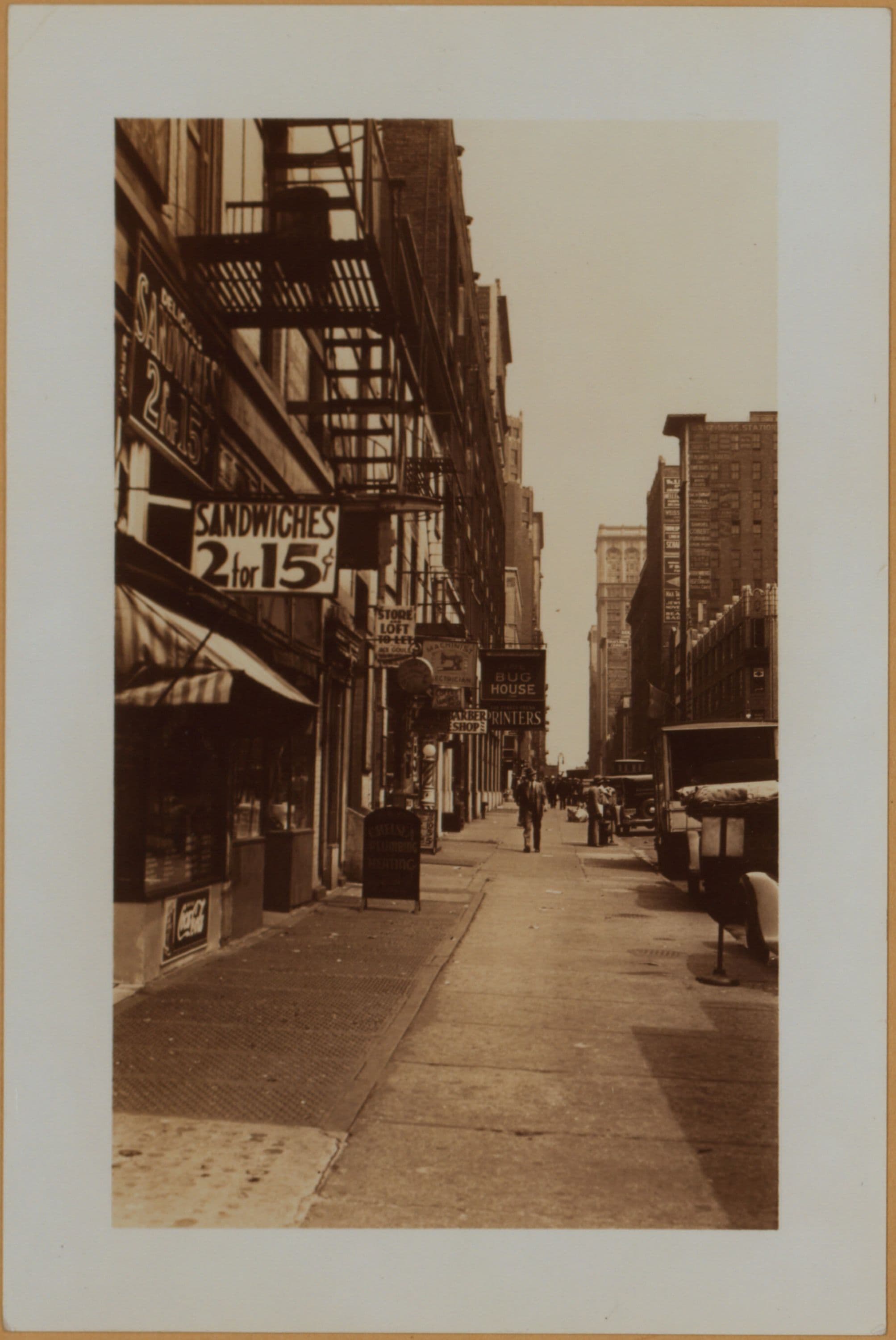 Manhattan: 30th Street (East) - 6th Avenue