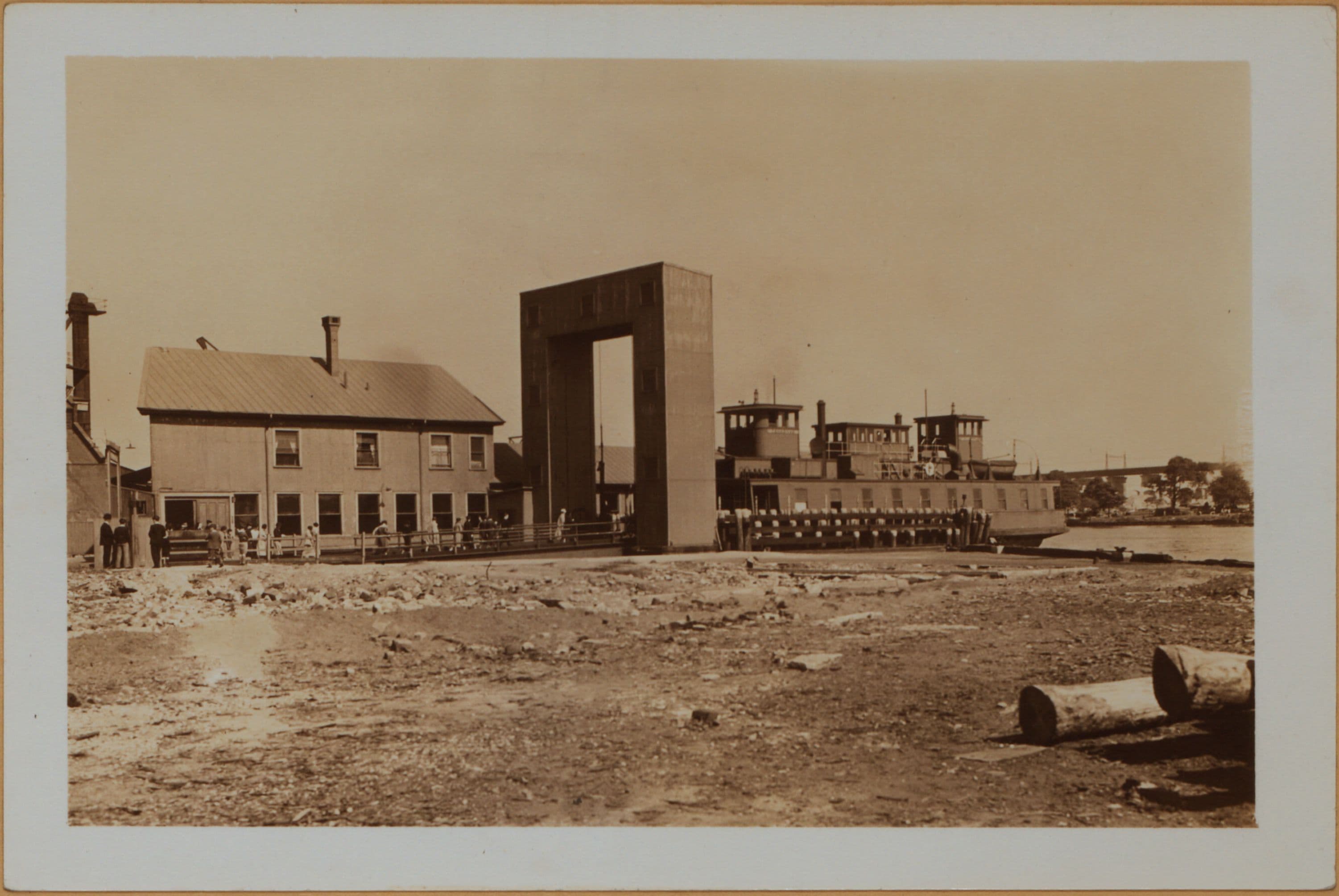 Manhattan: 116th Street (East) - 2nd Avenue