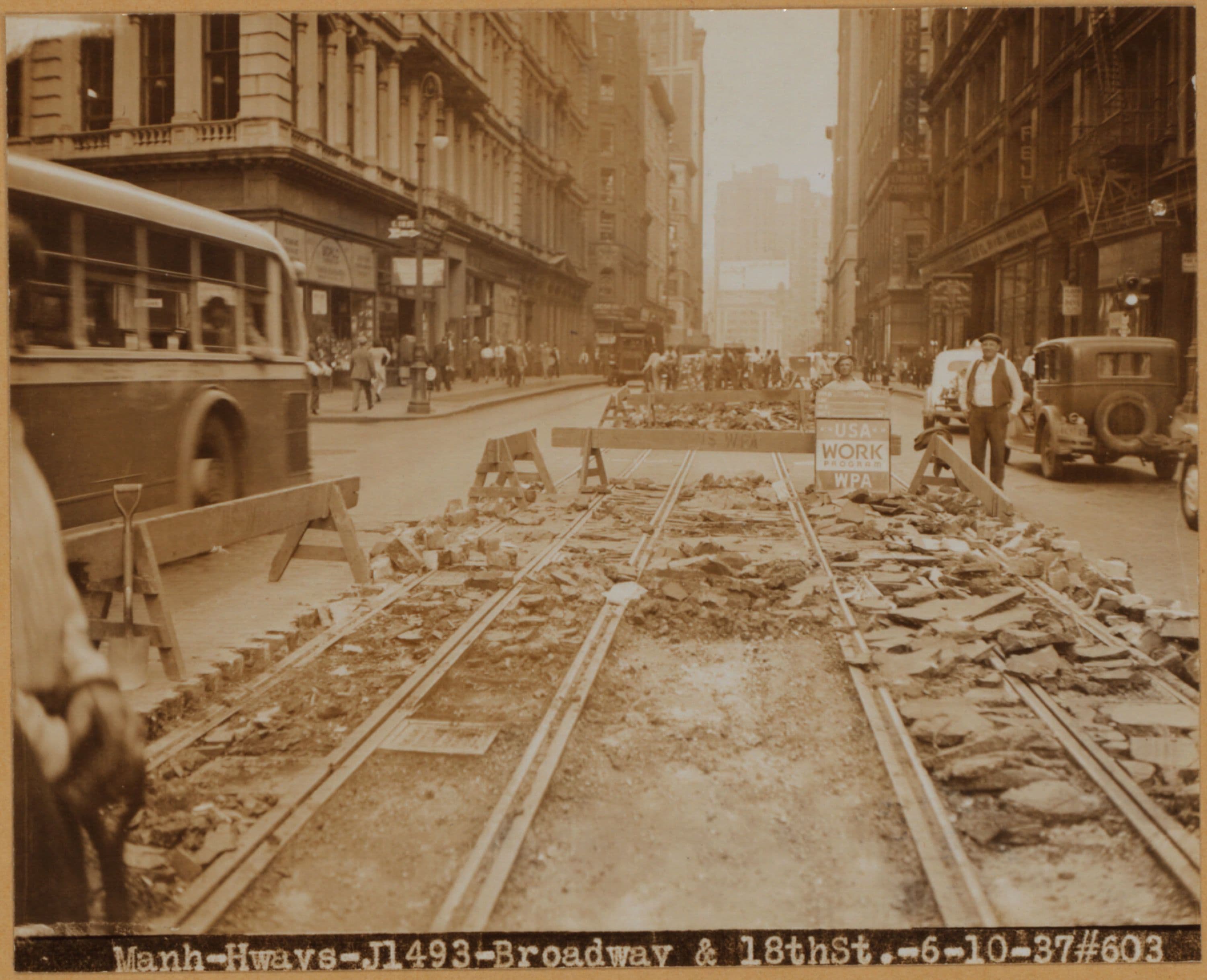 Manhattan: Broadway - 18th Street (East)